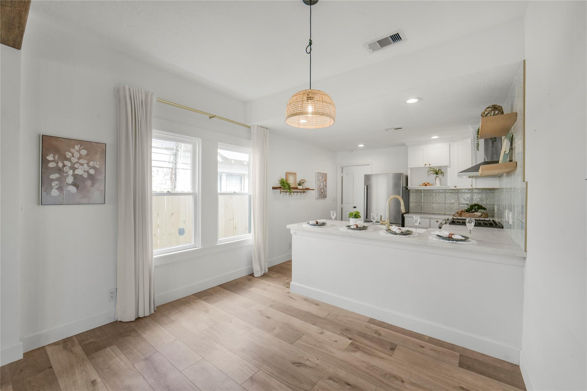 4030 Pineridge Street