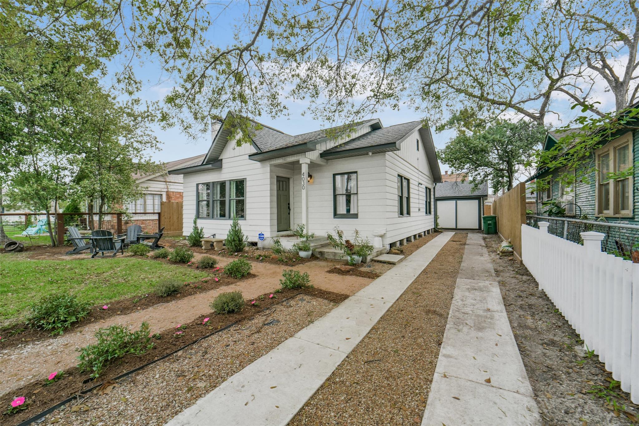 4030 Pineridge Street