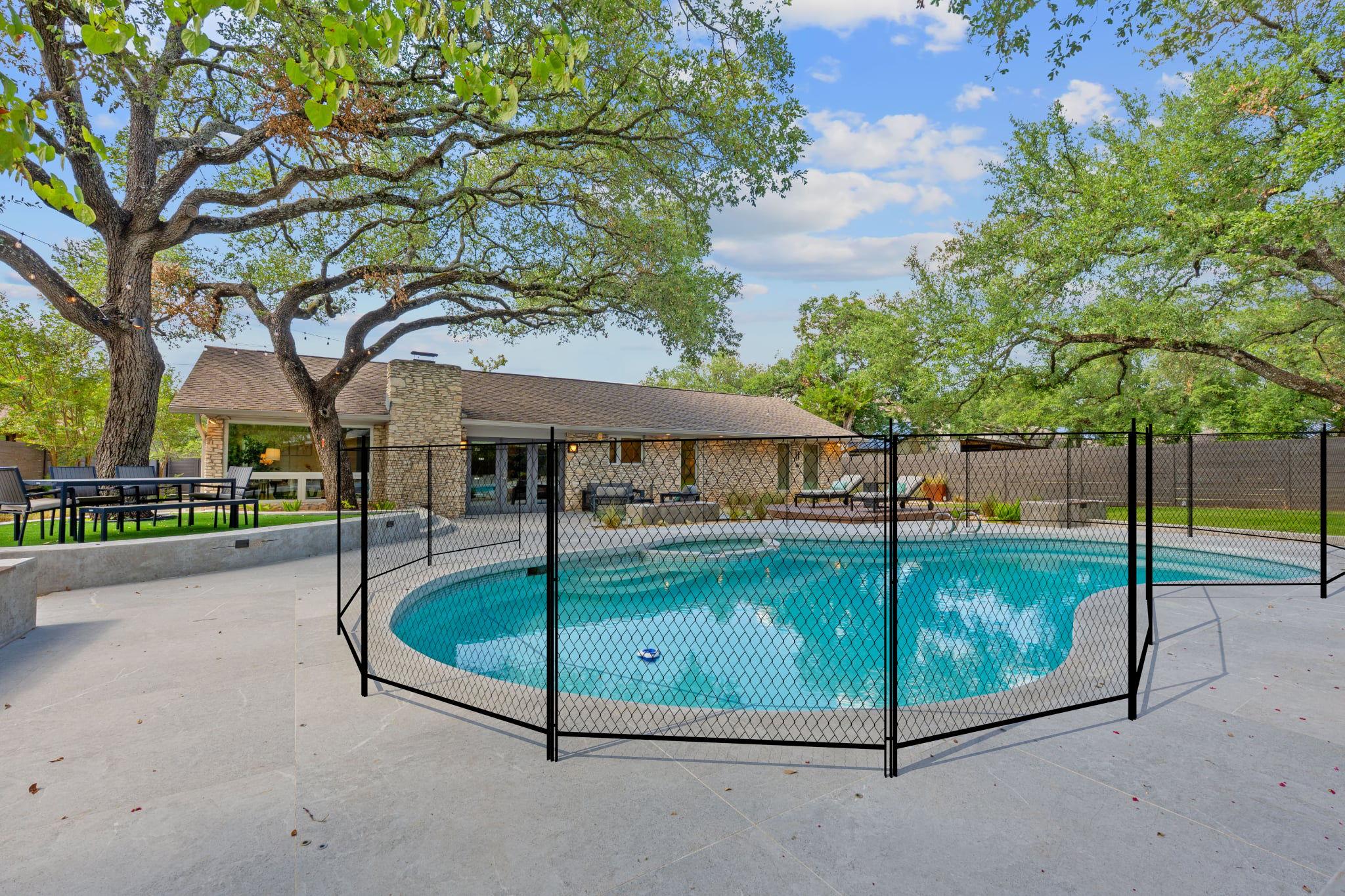 4405 Greystone DR