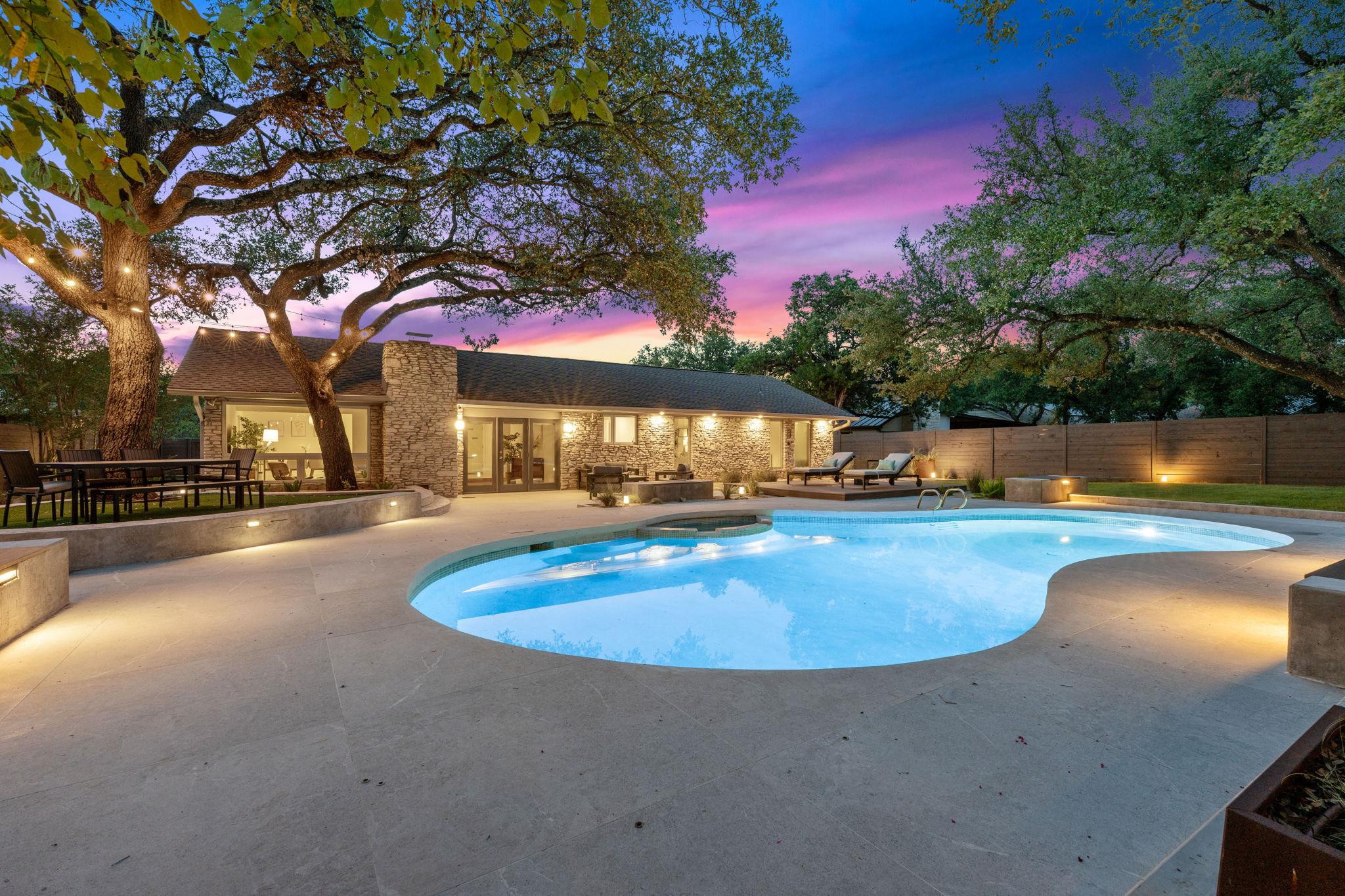 4405 Greystone DR