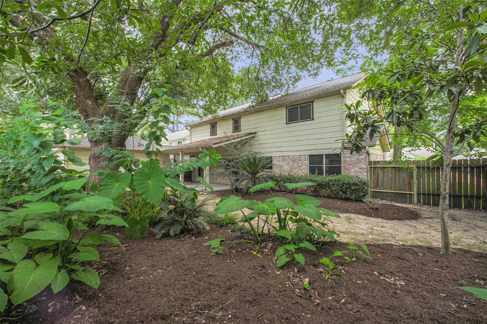 12523 Campsite Trail