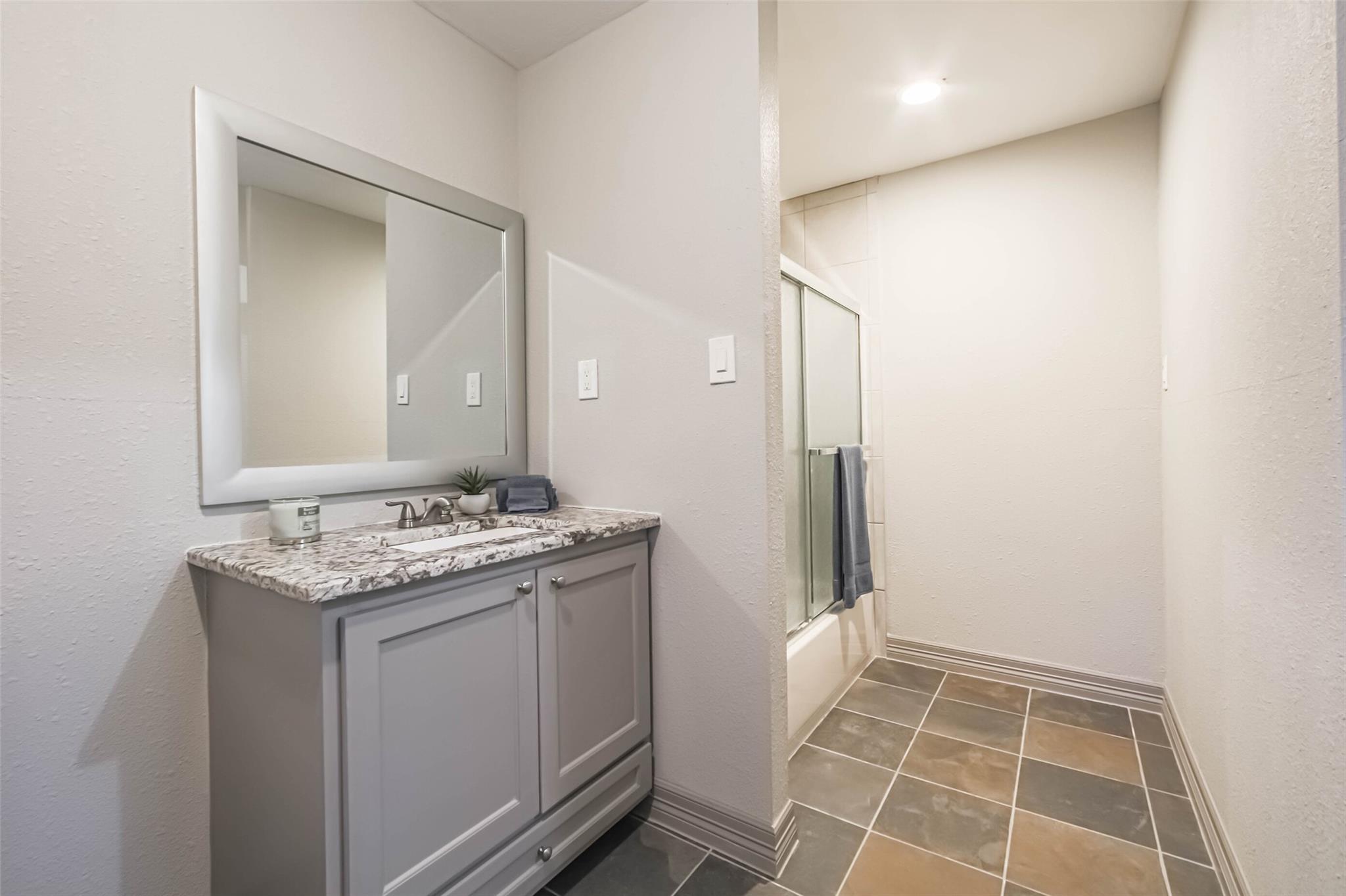 12523 Campsite Trail