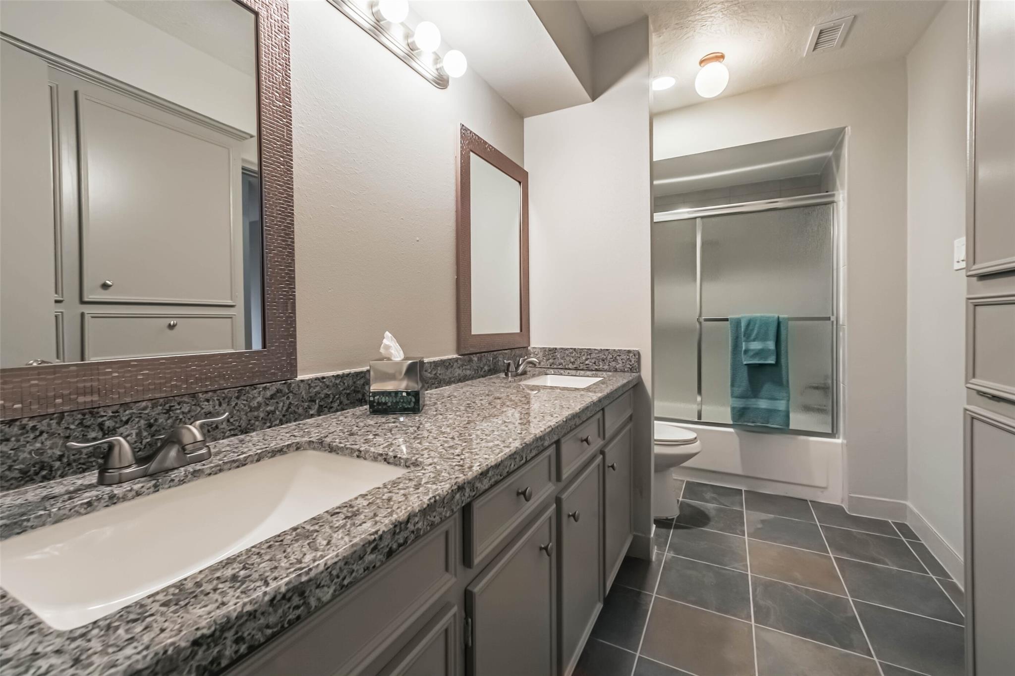 12523 Campsite Trail