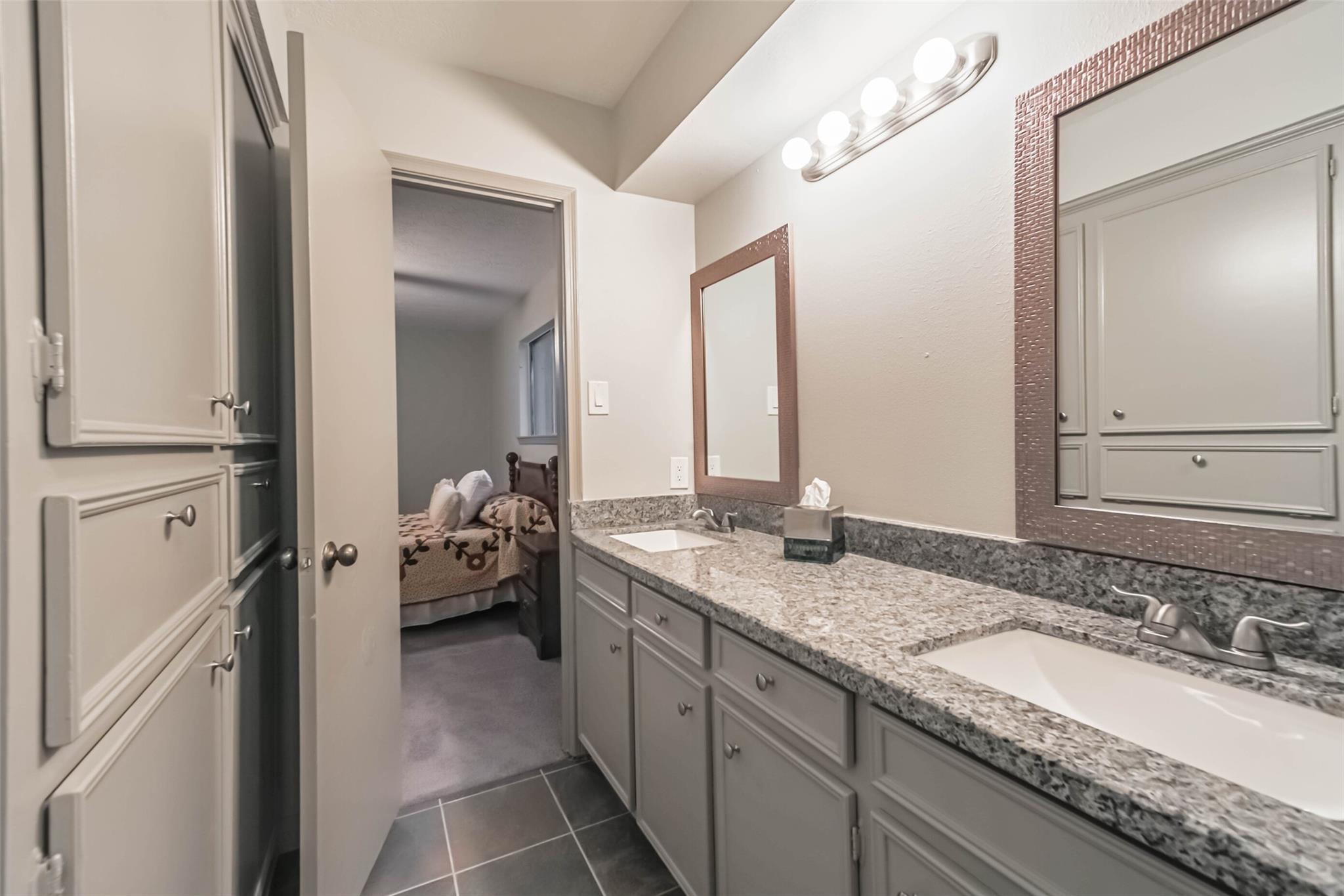 12523 Campsite Trail