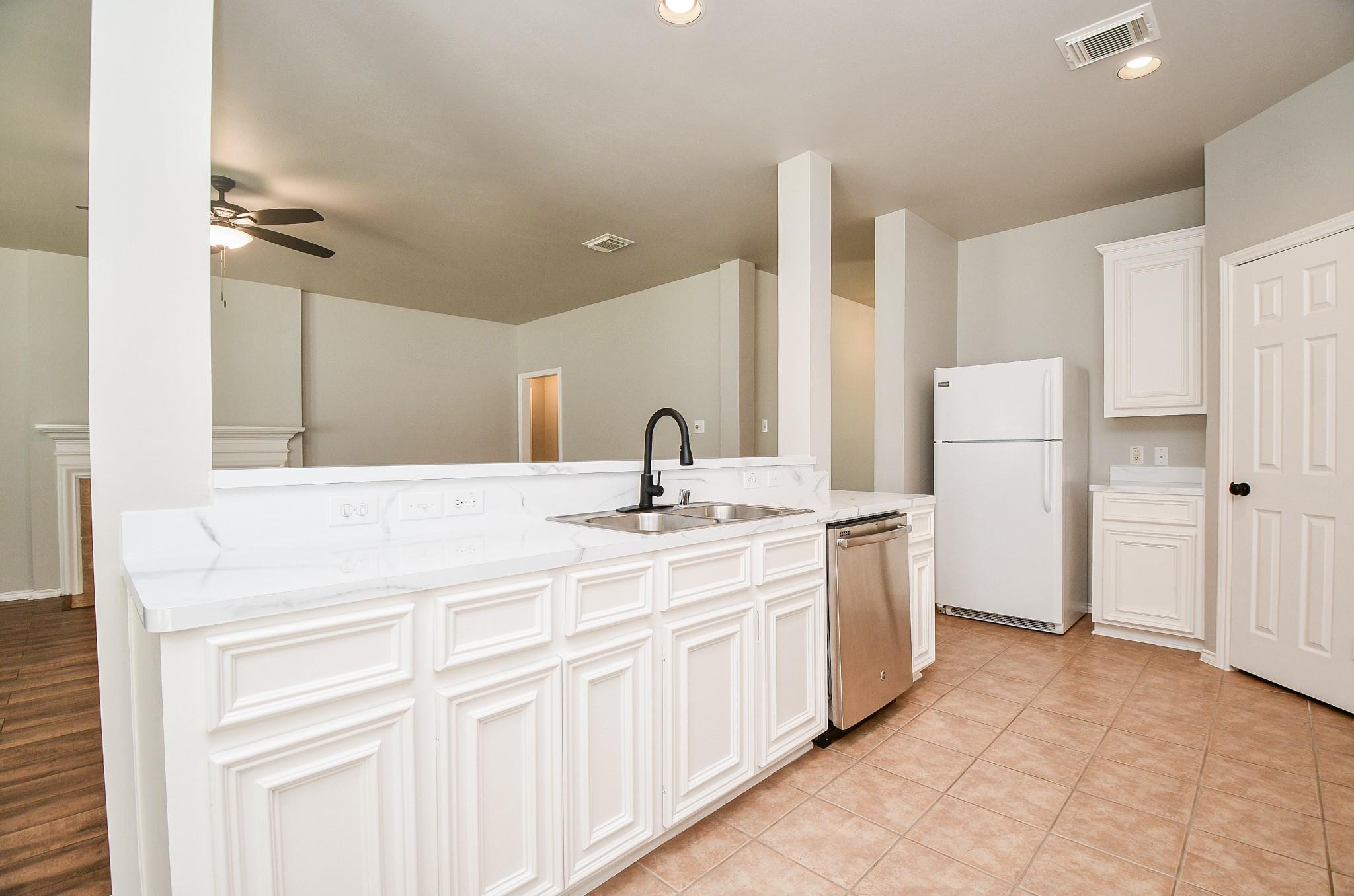 15359 Ochre Leaf Trail