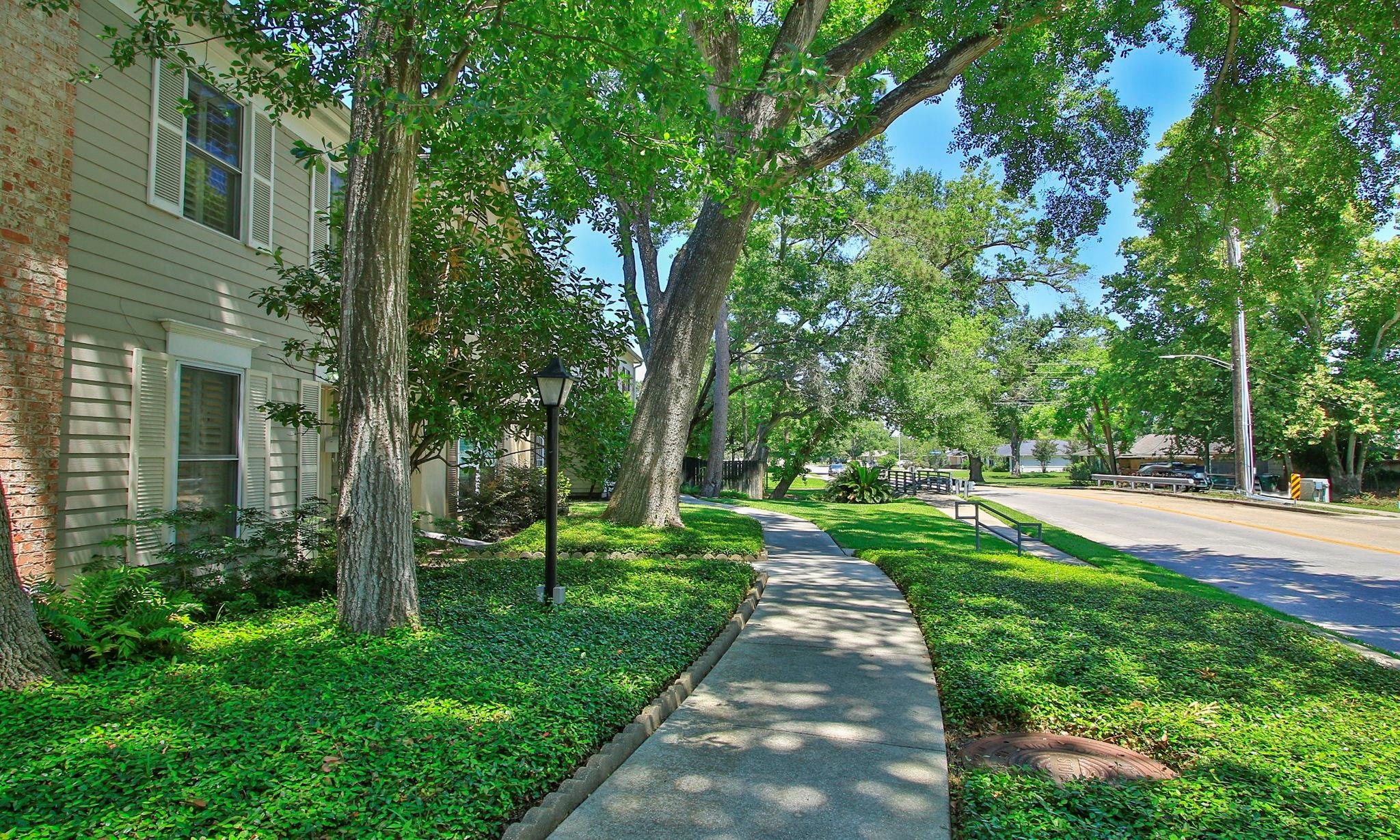 9656 Westview Drive # 8