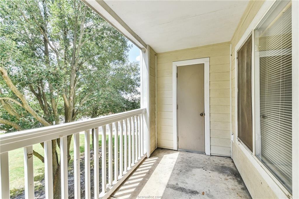 529 Southwest Parkway Parkway # 203