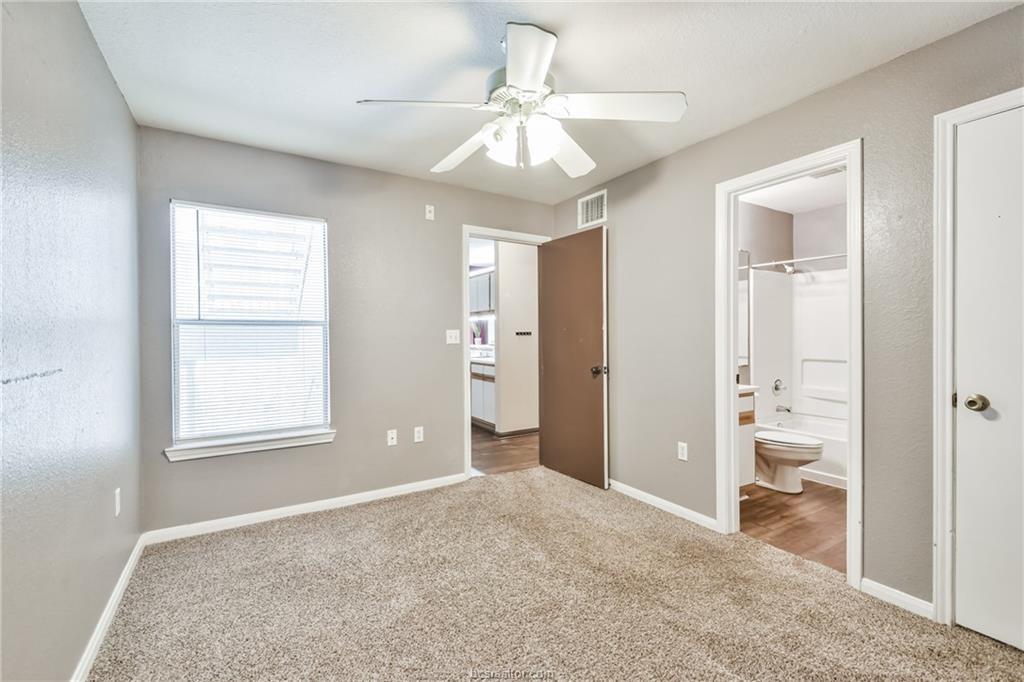 529 Southwest Parkway Parkway # 203