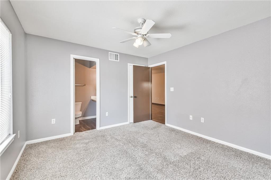 529 Southwest Parkway Parkway # 203