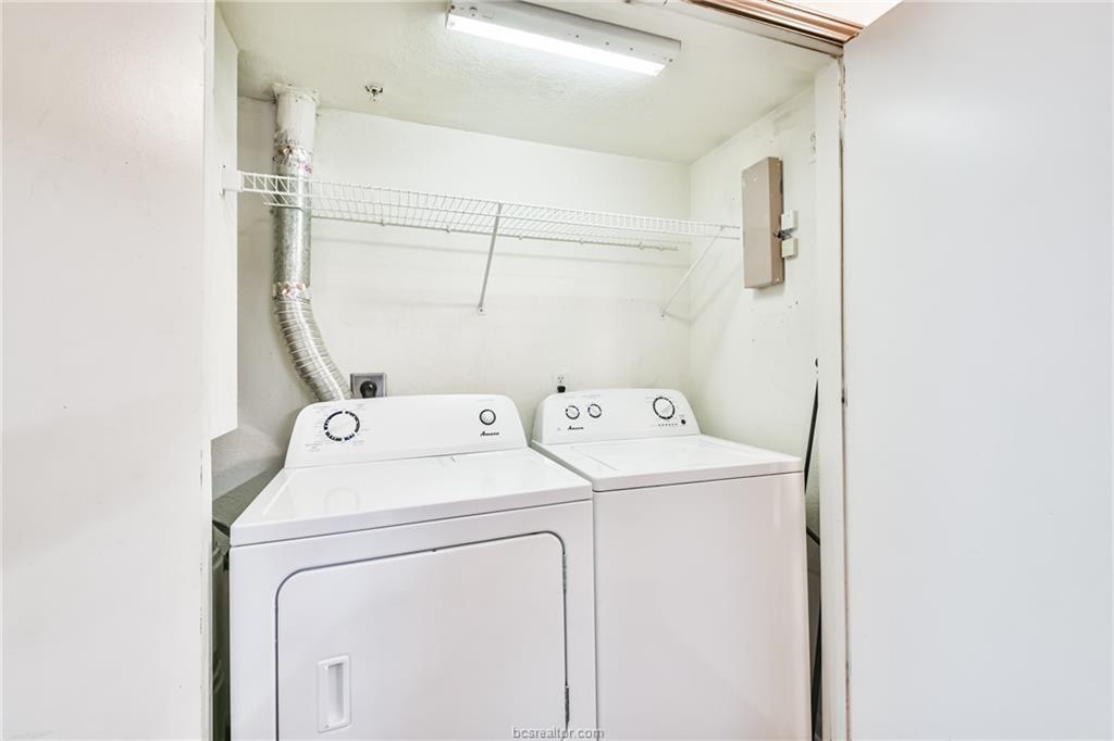 529 Southwest Parkway Parkway # 203