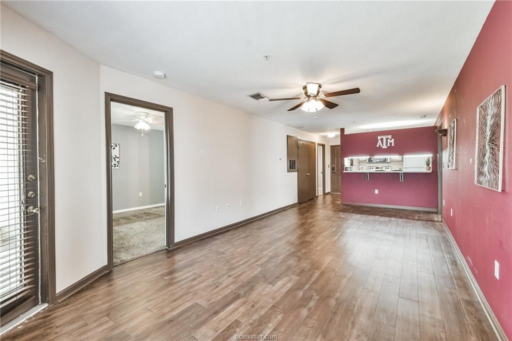 529 Southwest Parkway Parkway # 203