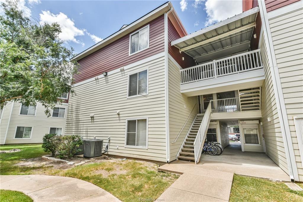 529 Southwest Parkway Parkway # 203