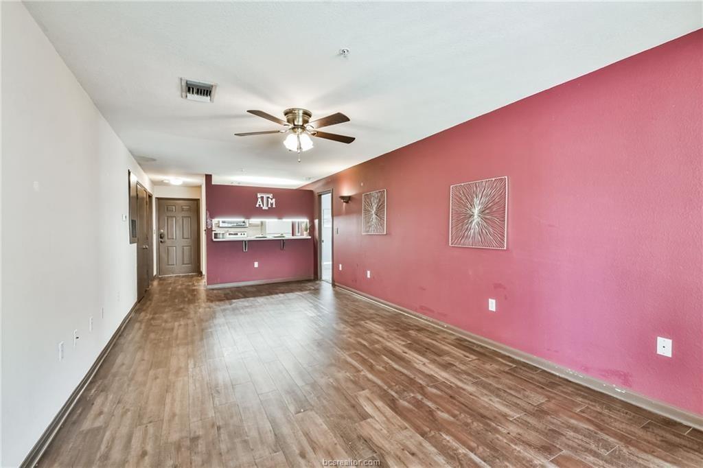 529 Southwest Parkway Parkway # 203