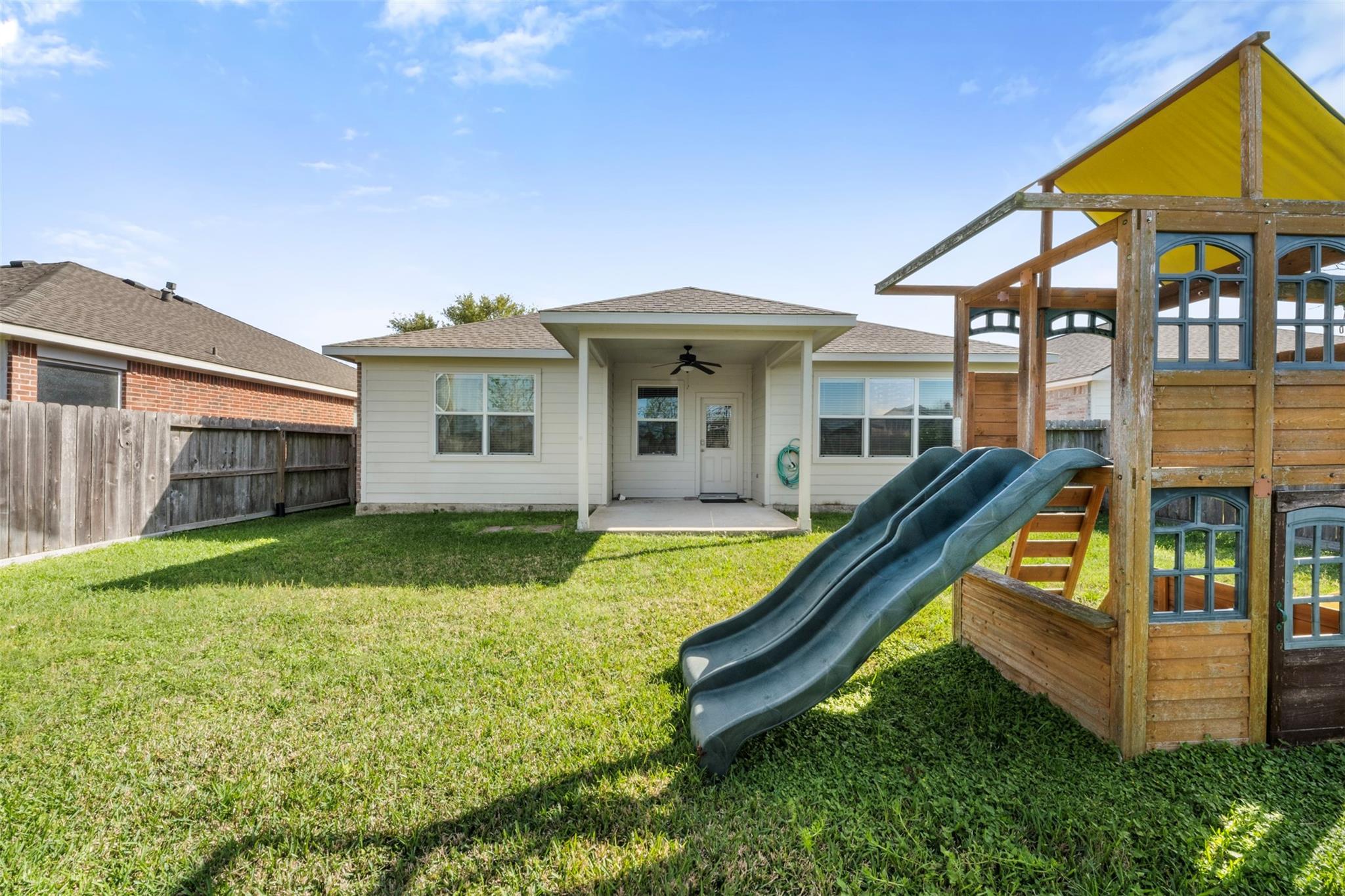 15330 Lady Shery Lane