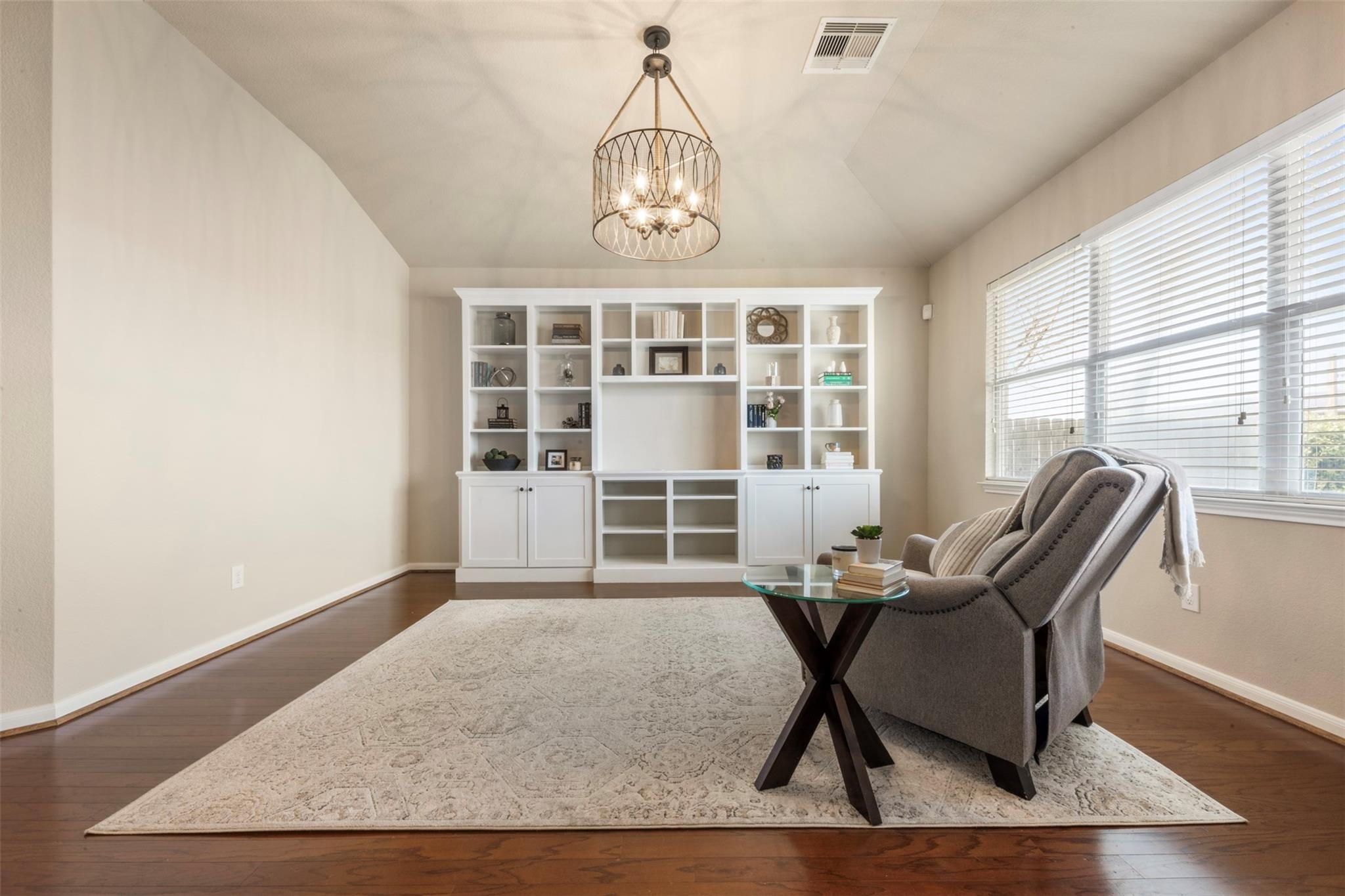 15330 Lady Shery Lane