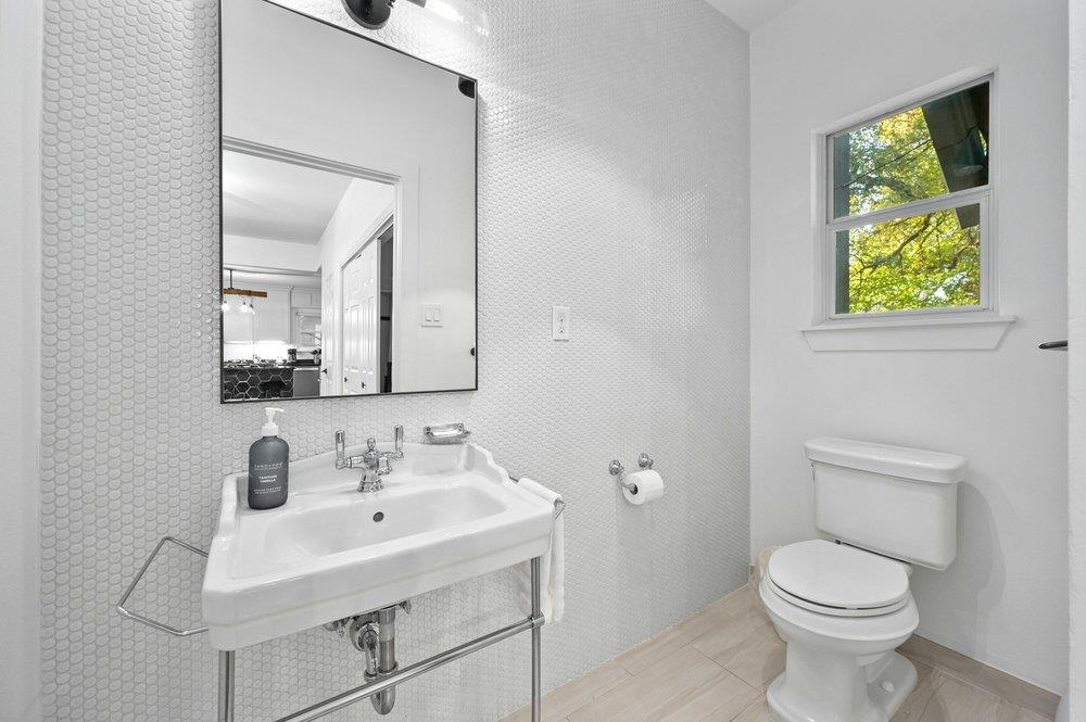 525 Barton BLVD, Austin