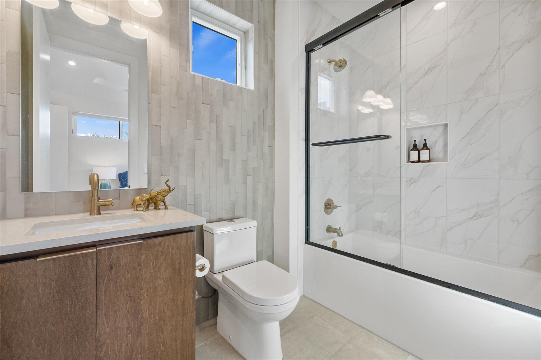 900 S 2nd ST # 22