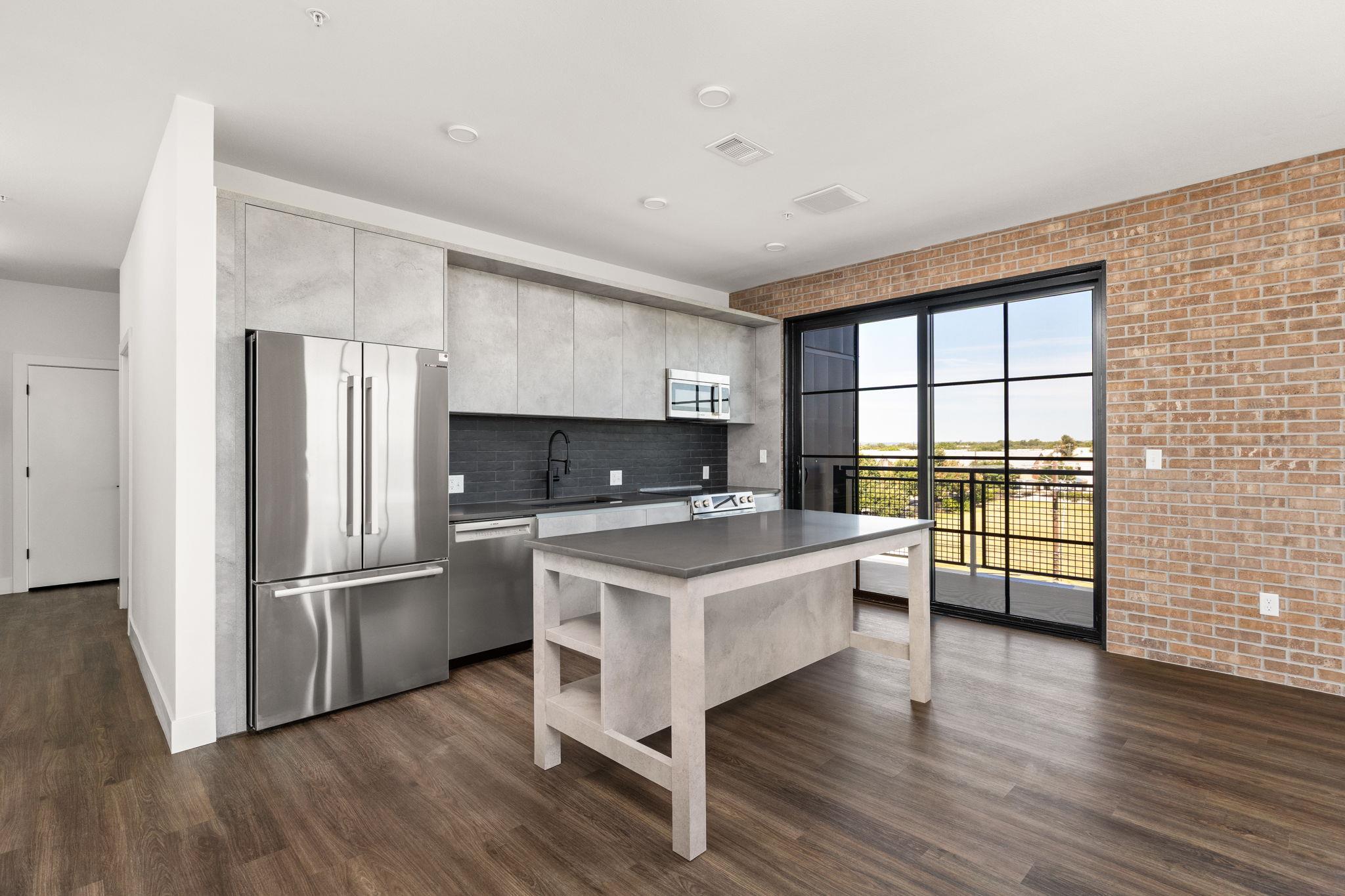 4315 S Congress Ave # 426