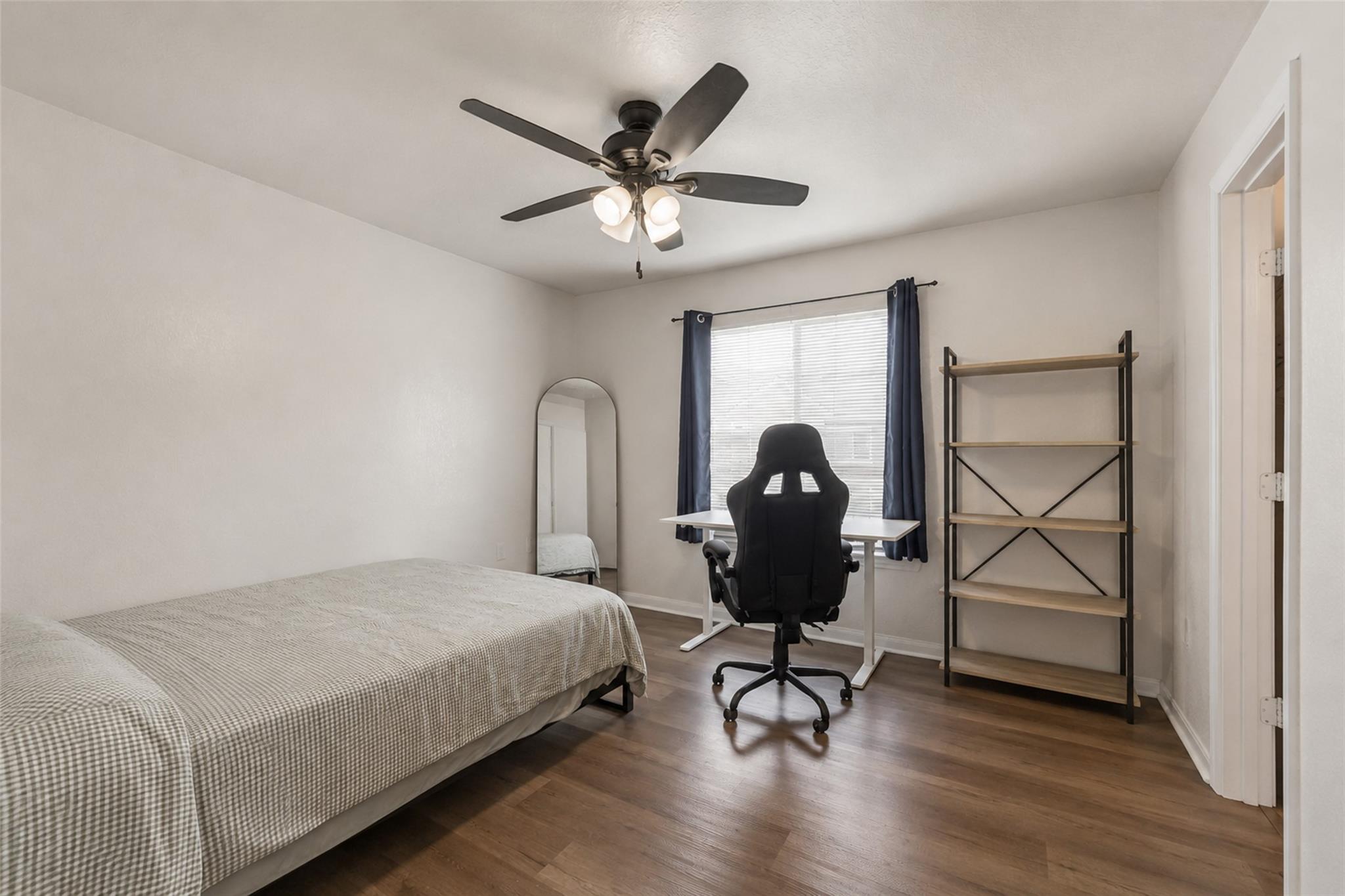 527 Southwest Parkway # 303