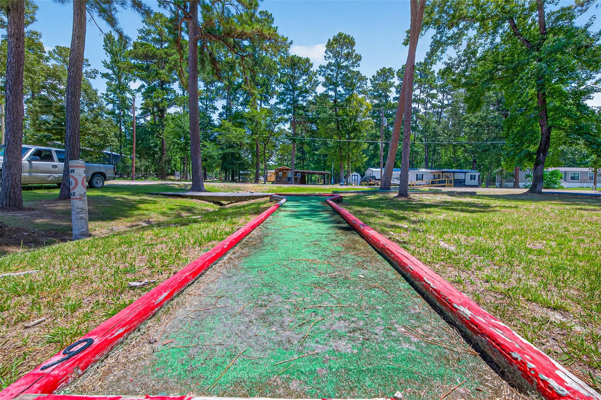 180 Holly Trail
