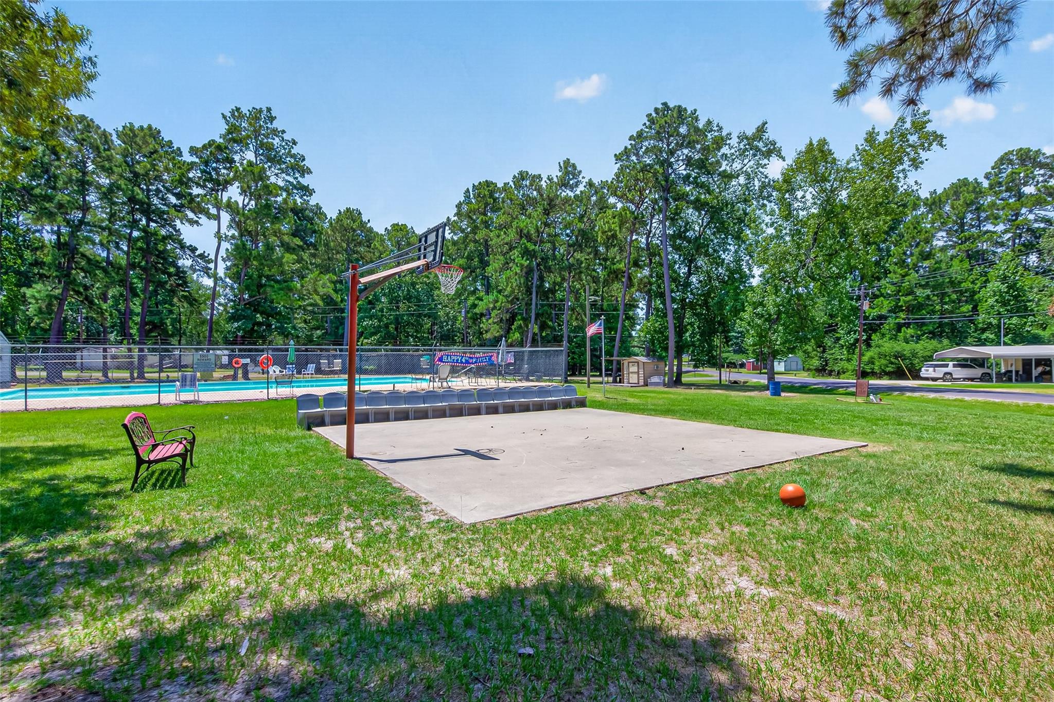 180 Holly Trail