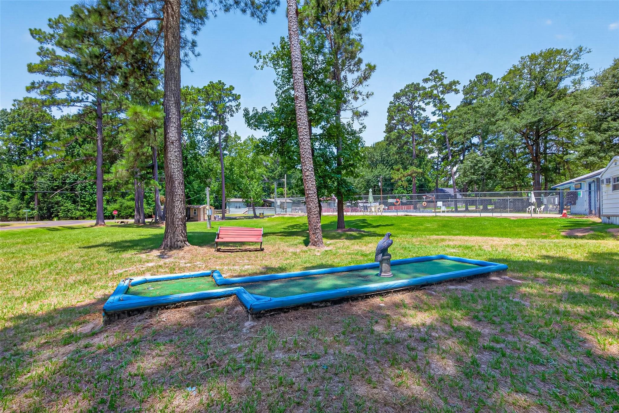 180 Holly Trail
