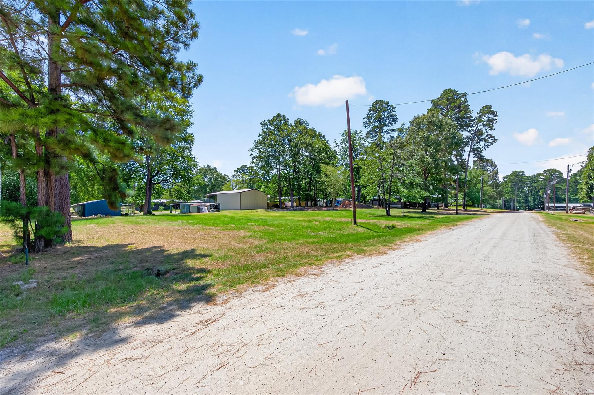 180 Holly Trail