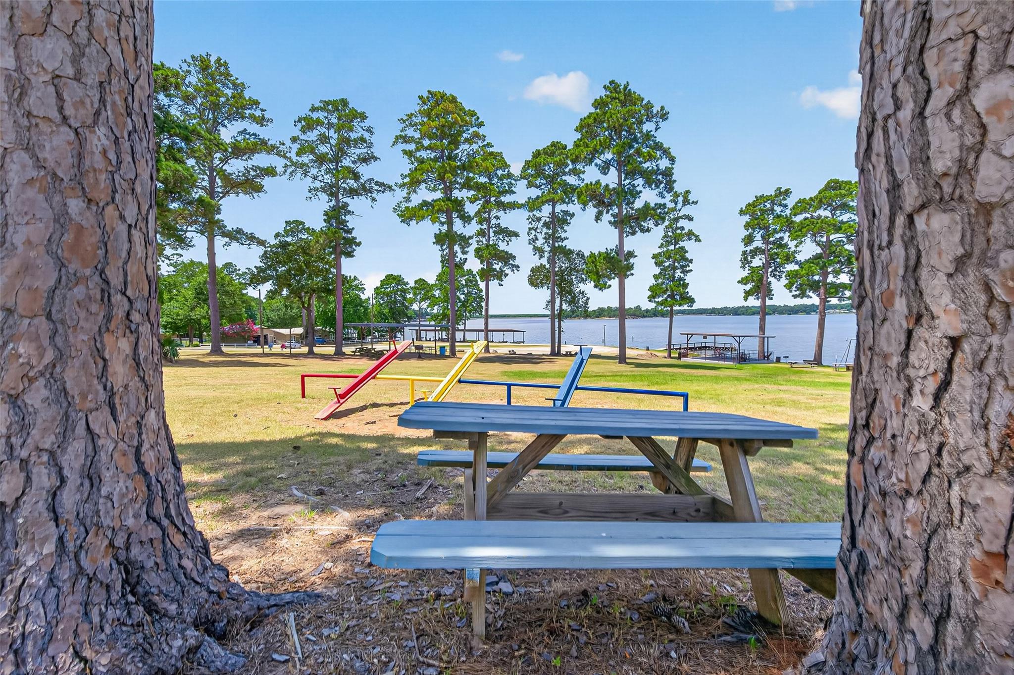 180 Holly Trail