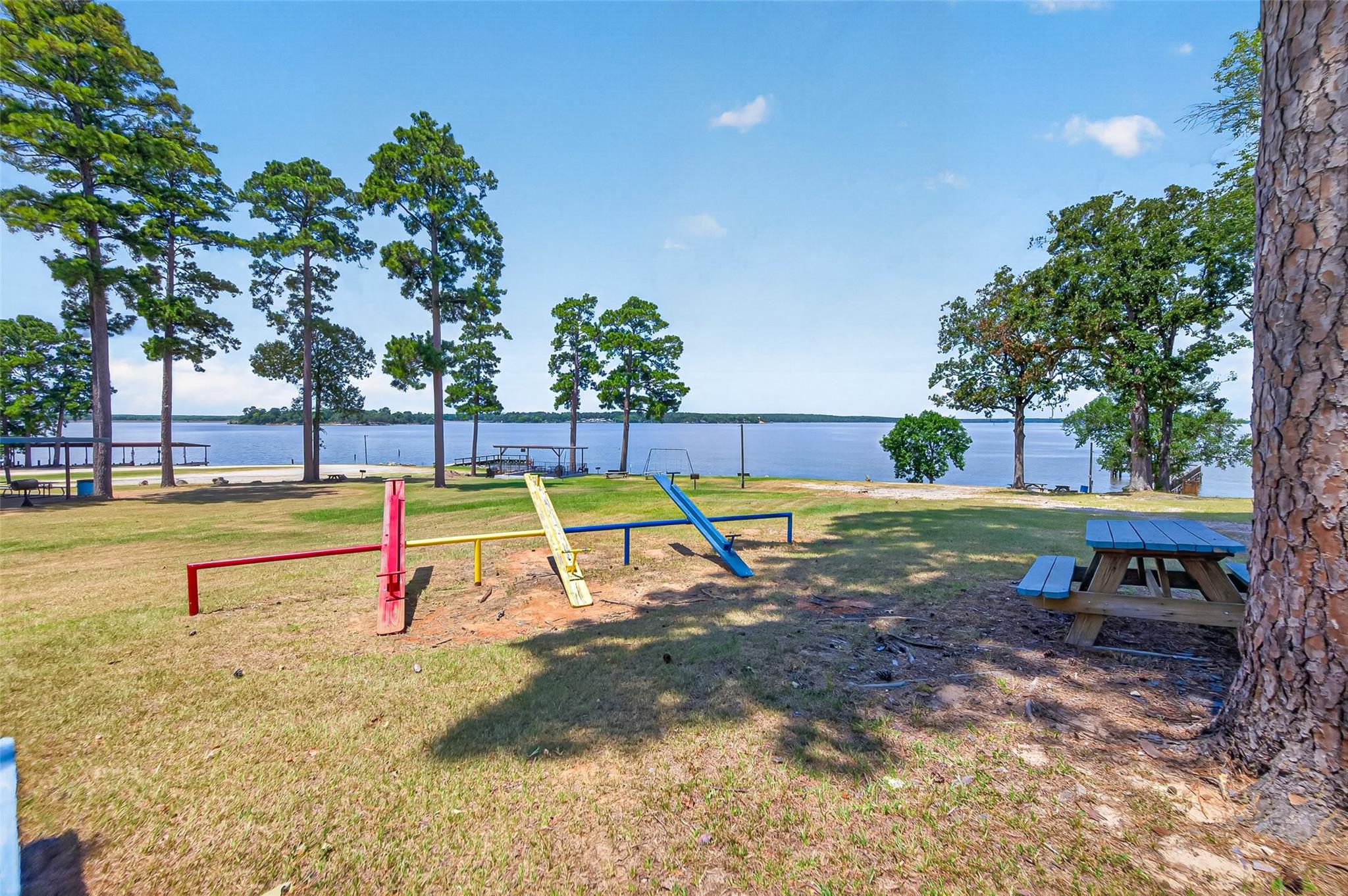 180 Holly Trail