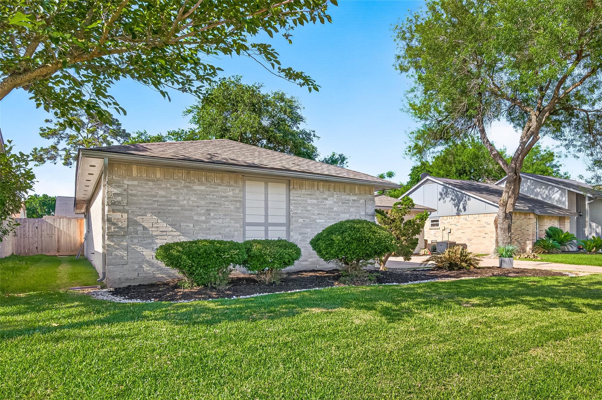 13515 Splintered Oak Drive