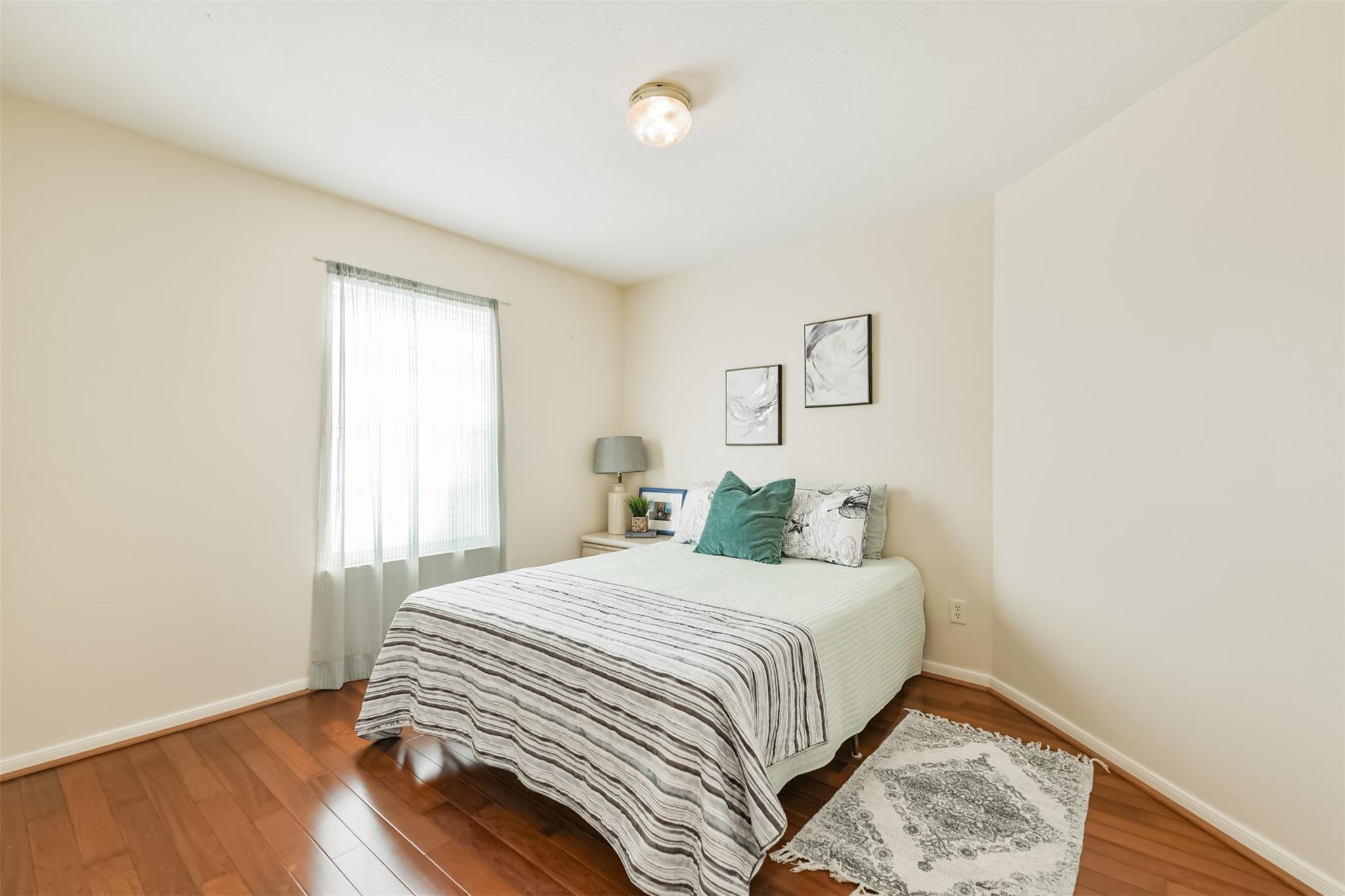 9206 Memorial Hills Drive