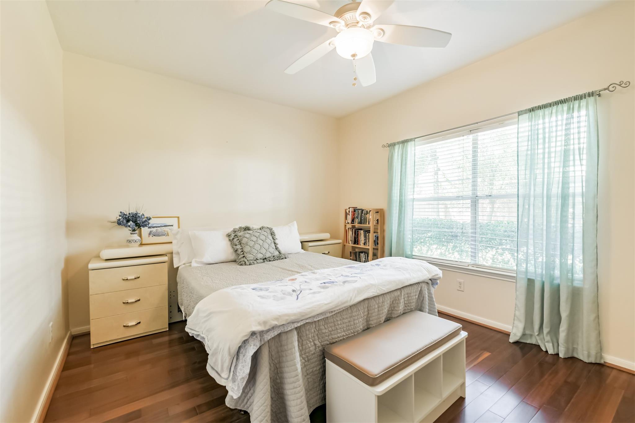 9206 Memorial Hills Drive