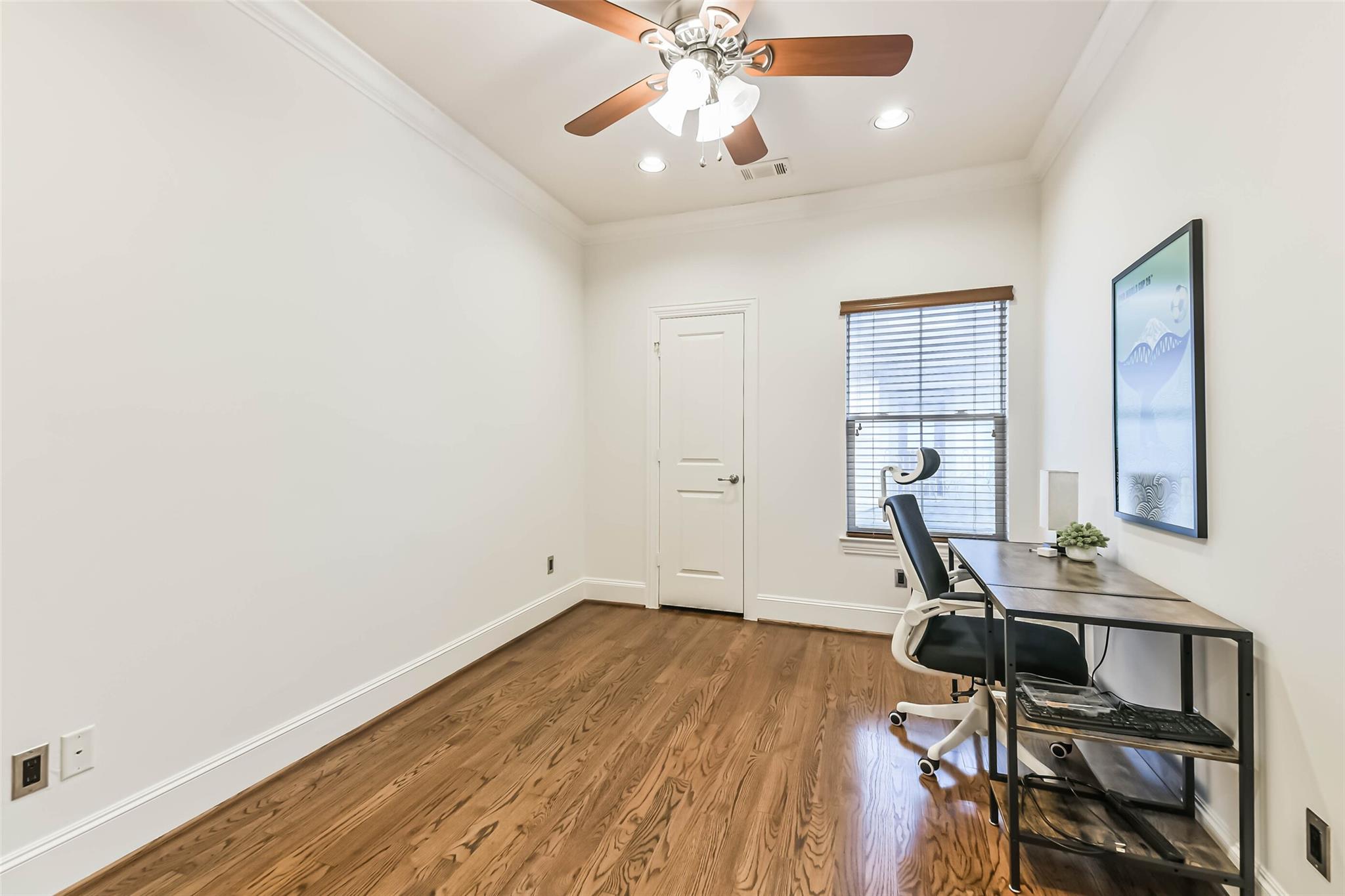 1416 W 21st Street