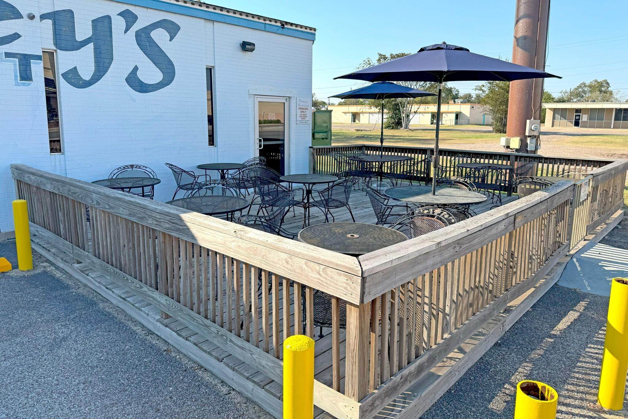 1403 N Navarro Street