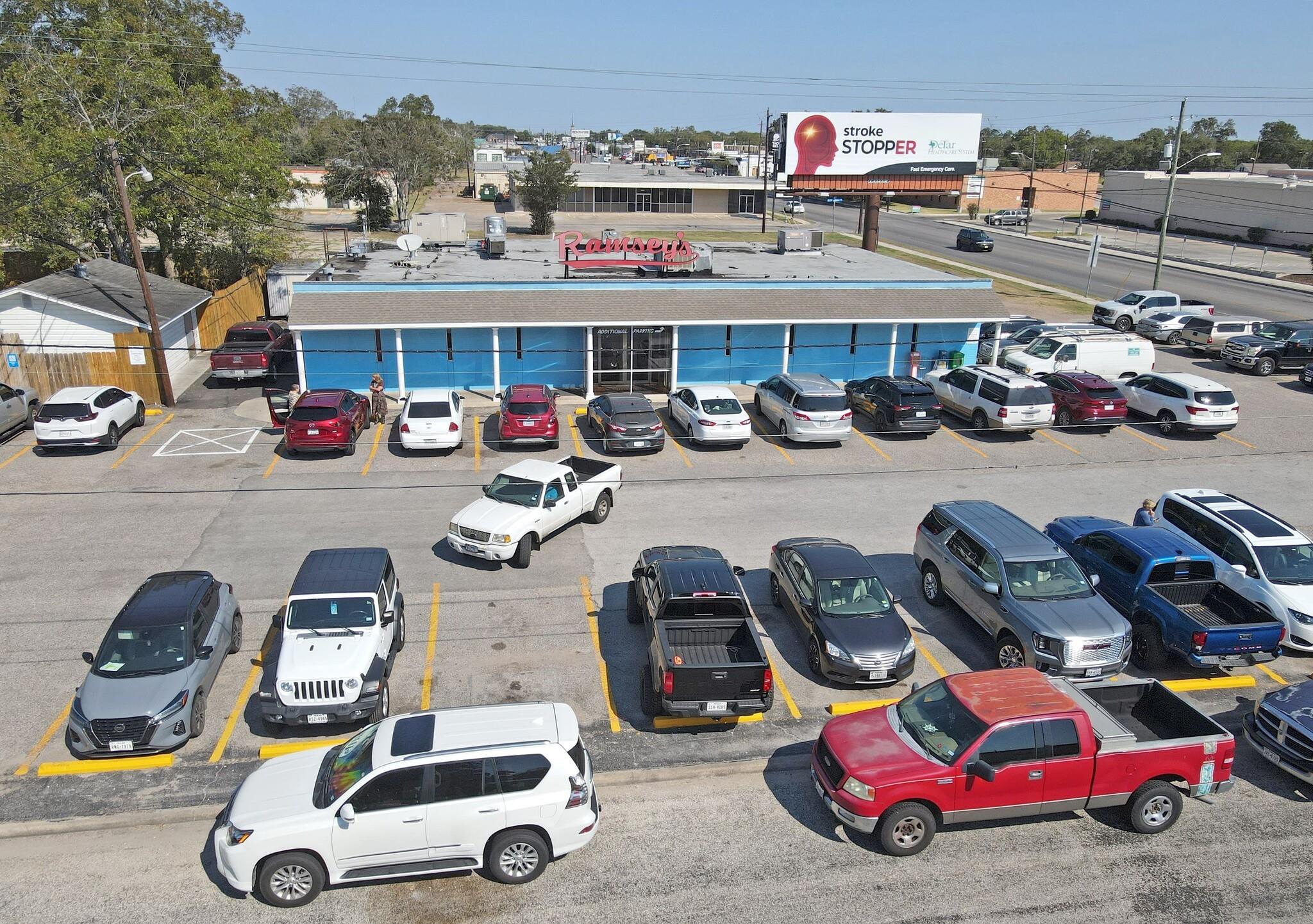 1403 N Navarro Street