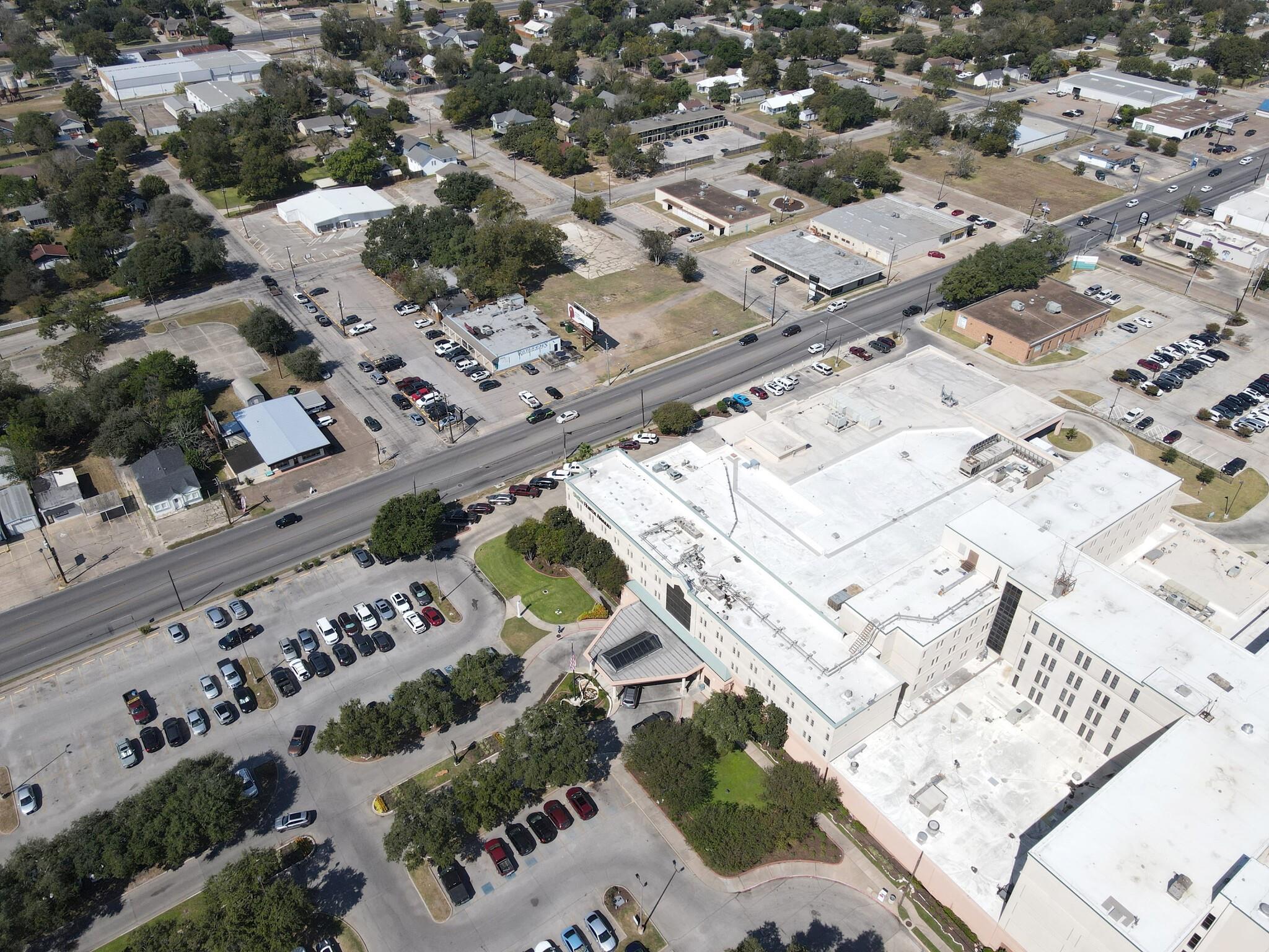 1403 N Navarro Street