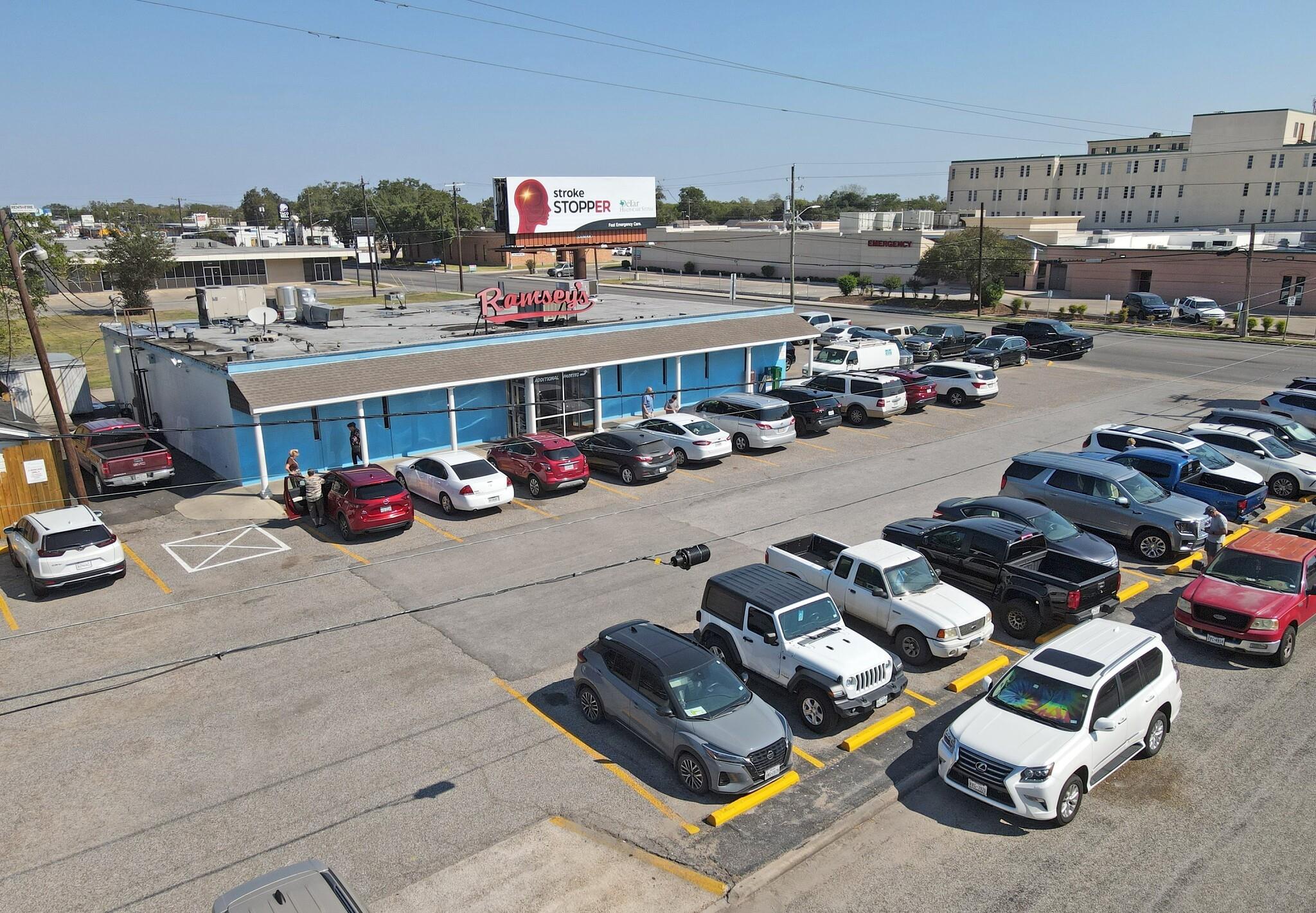 1403 N Navarro Street