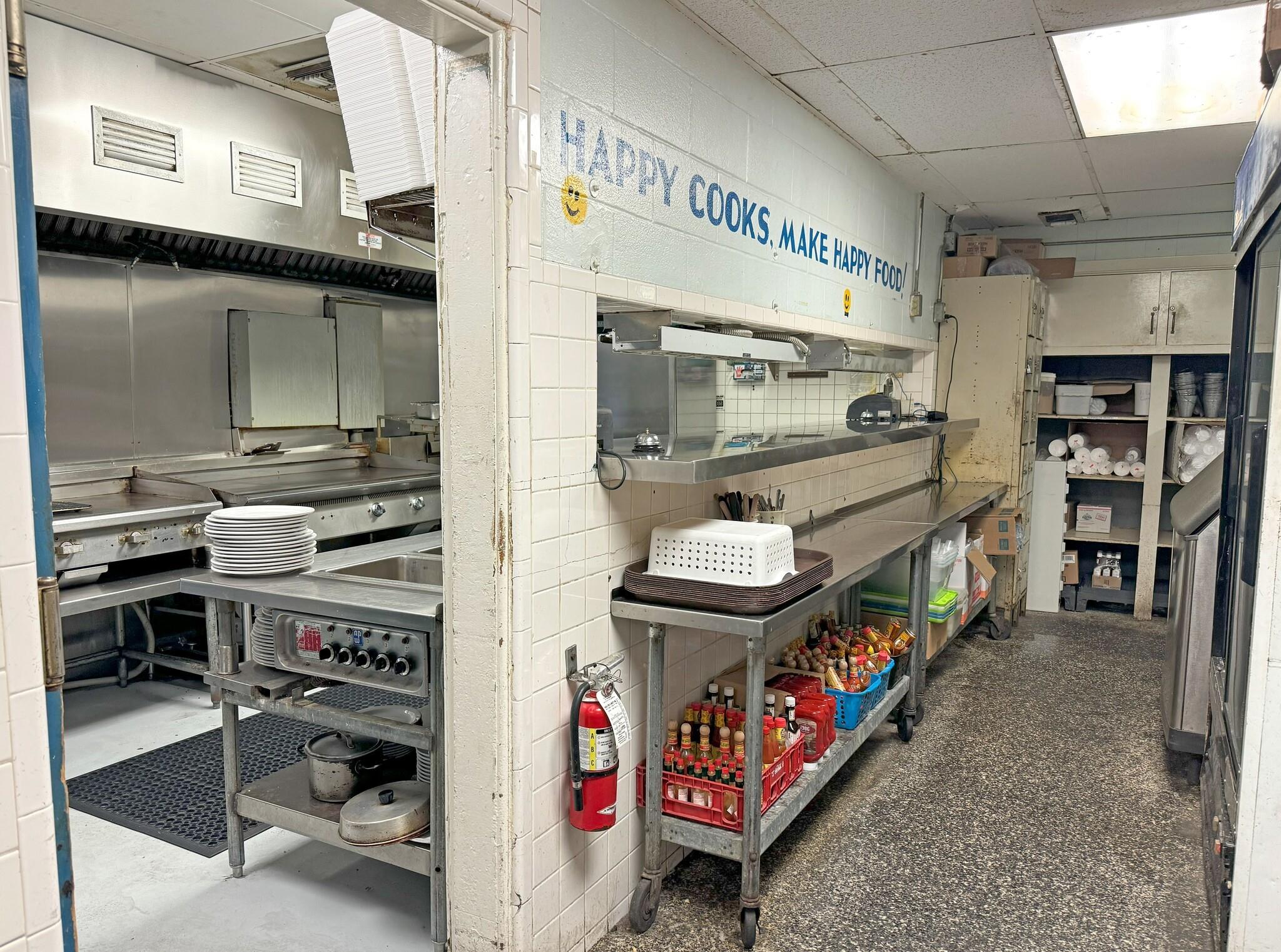 1403 N Navarro Street