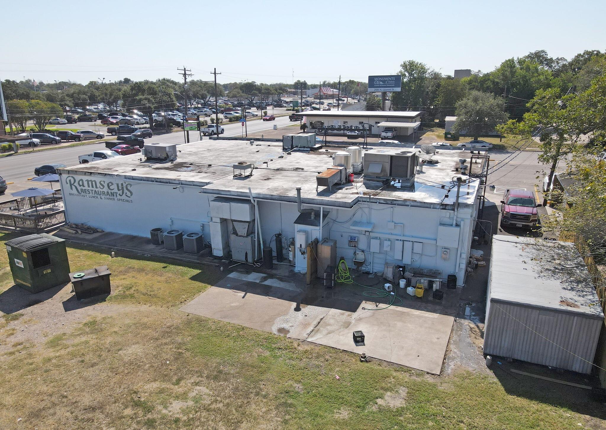 1403 N Navarro Street