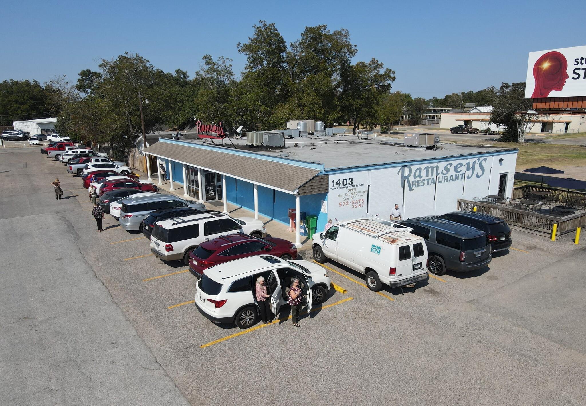 1403 N Navarro Street