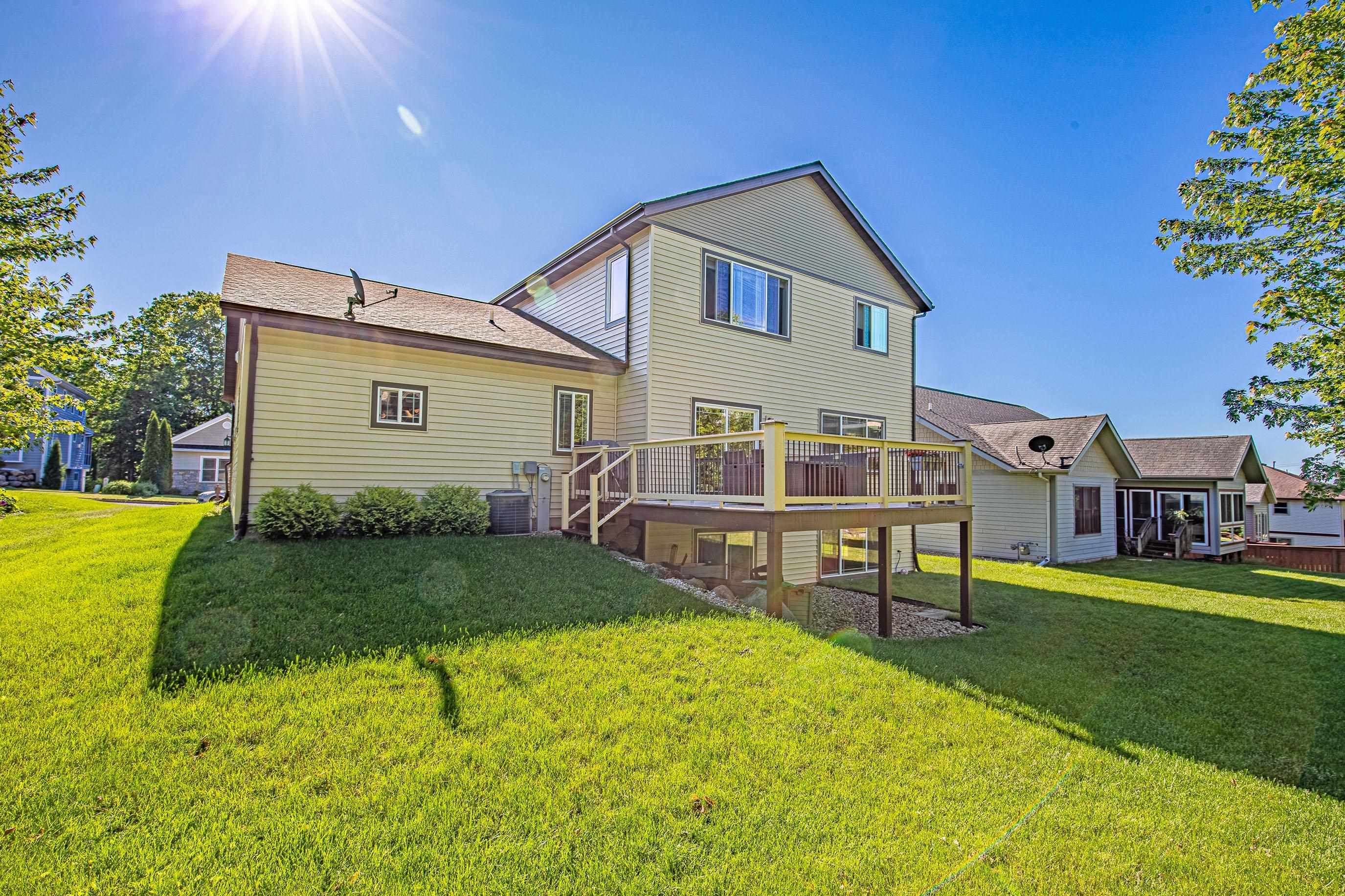1706 LEGACY Lane