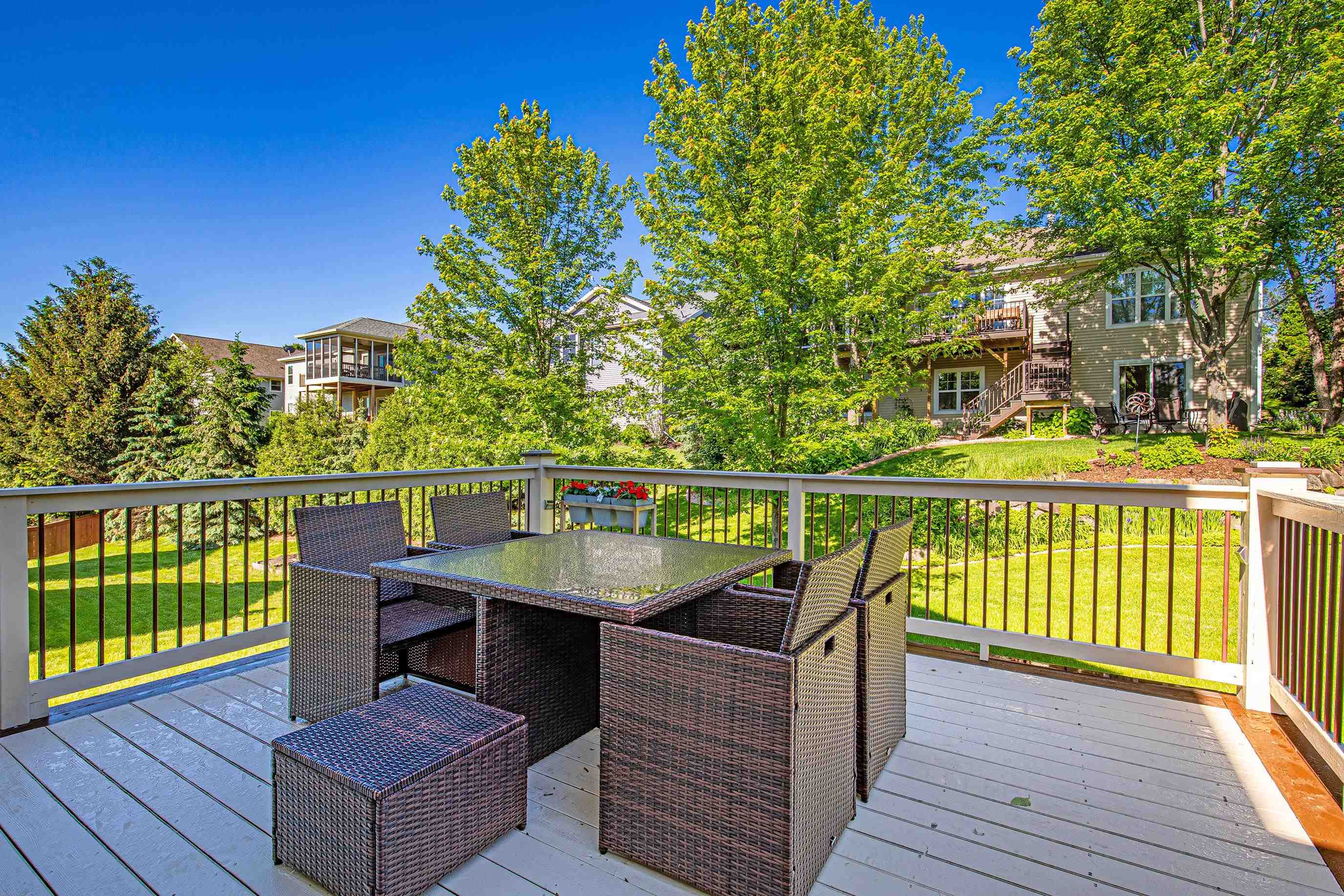 1706 LEGACY Lane