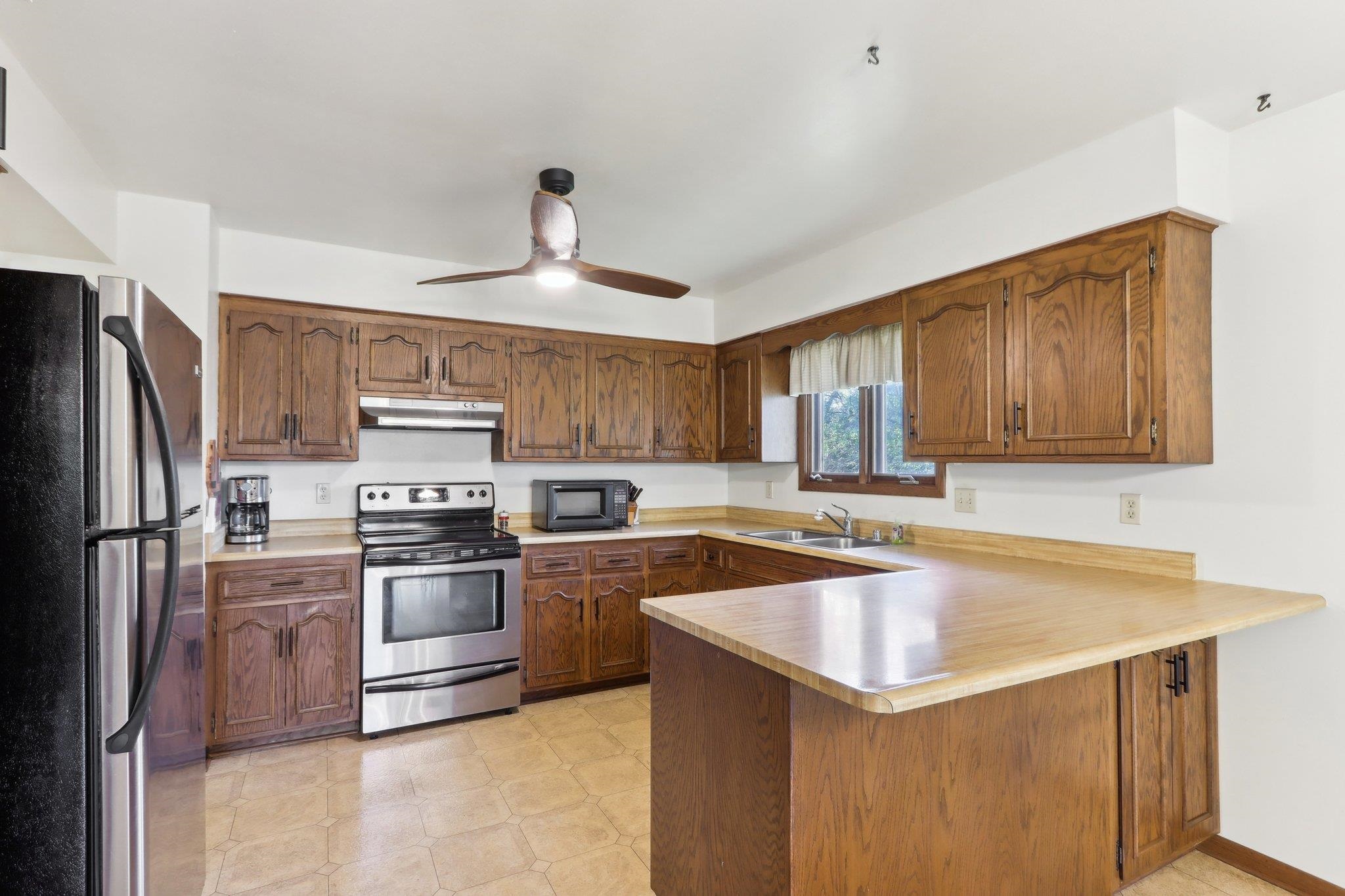 2716 Osmundsen Road