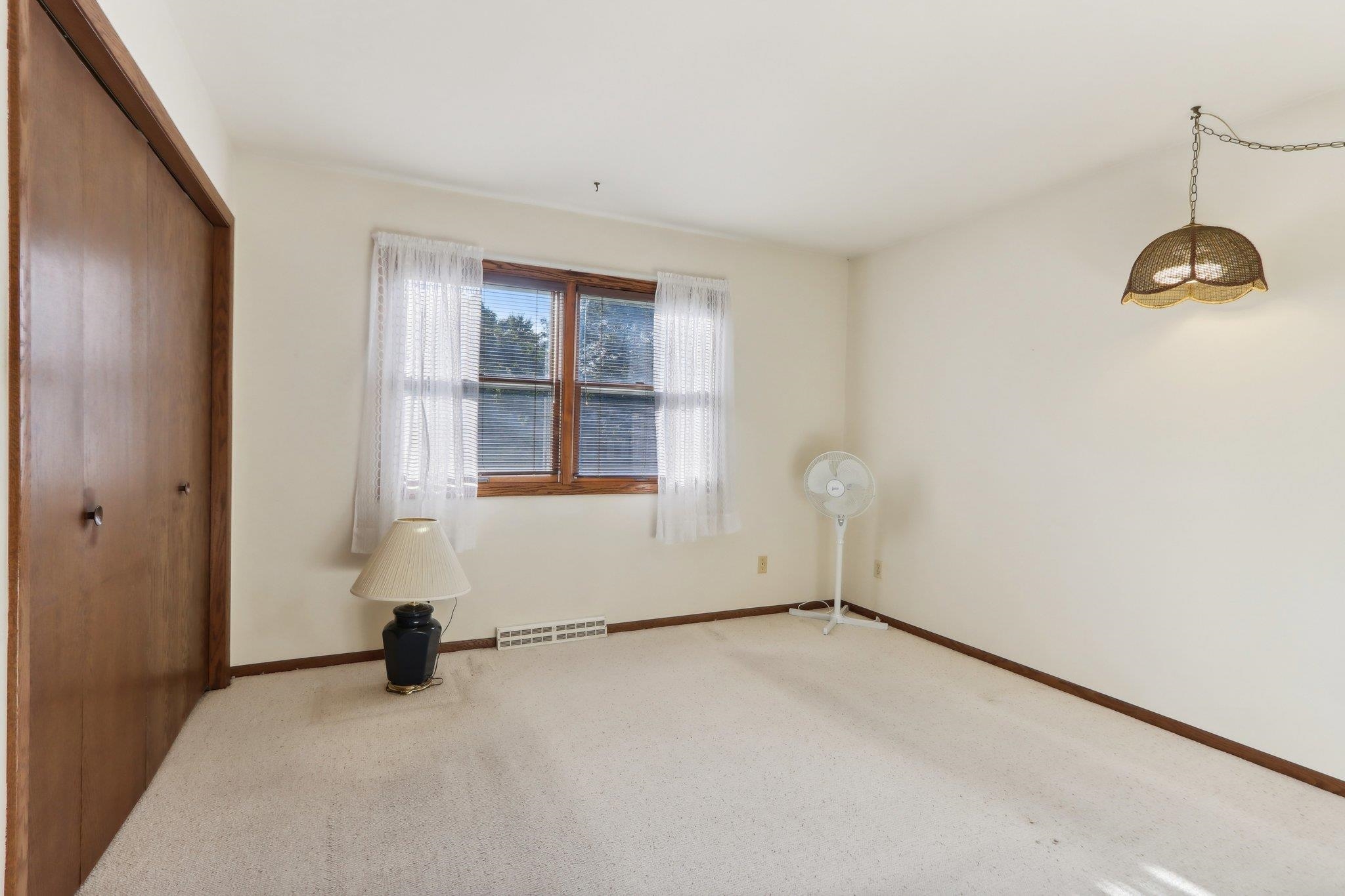 2716 Osmundsen Road