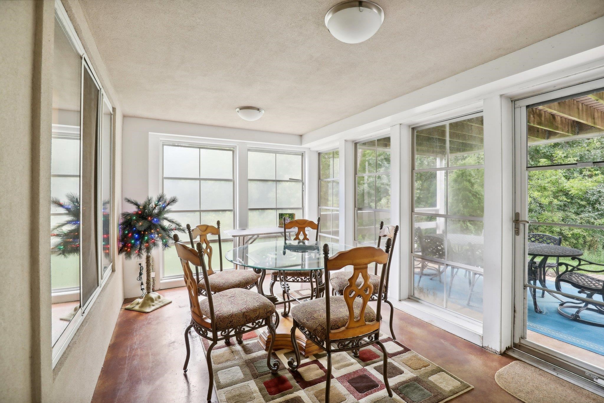 64 Oak Creek Trail