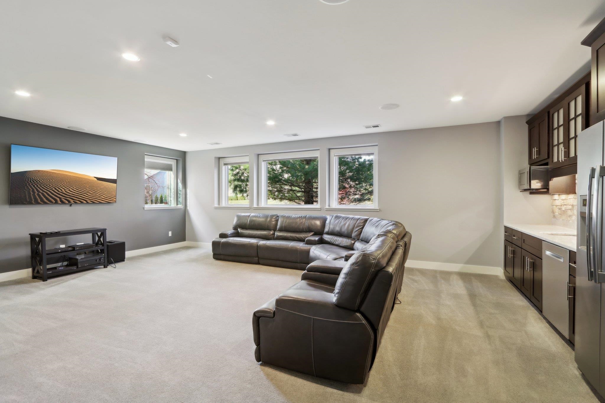 810 Big Stone Trail