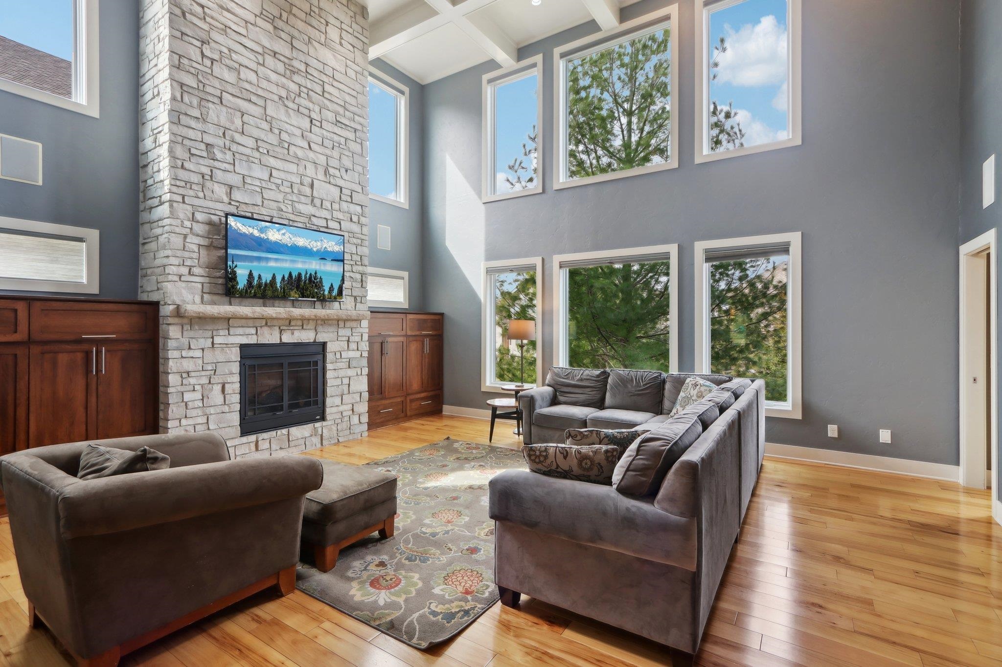 810 Big Stone Trail