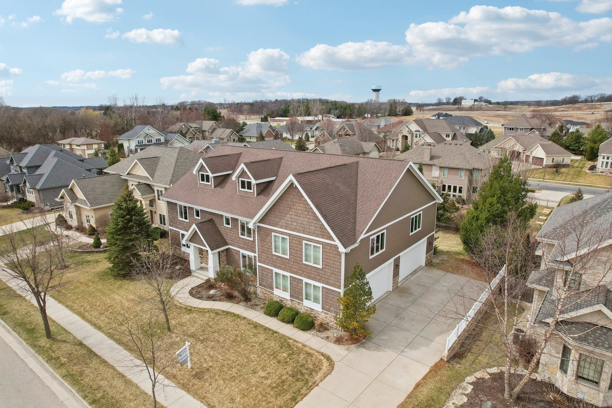 810 Big Stone Trail