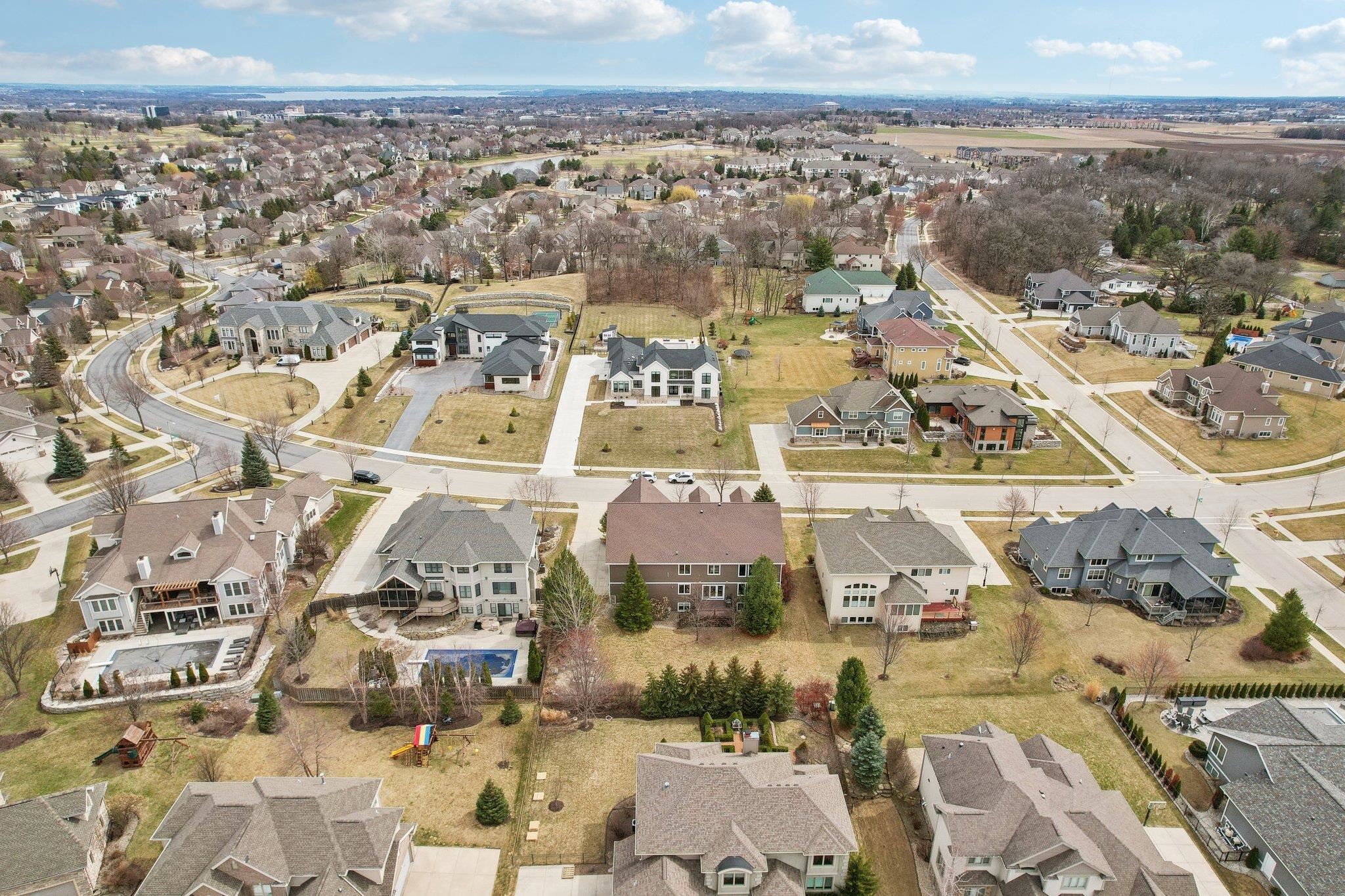 810 Big Stone Trail