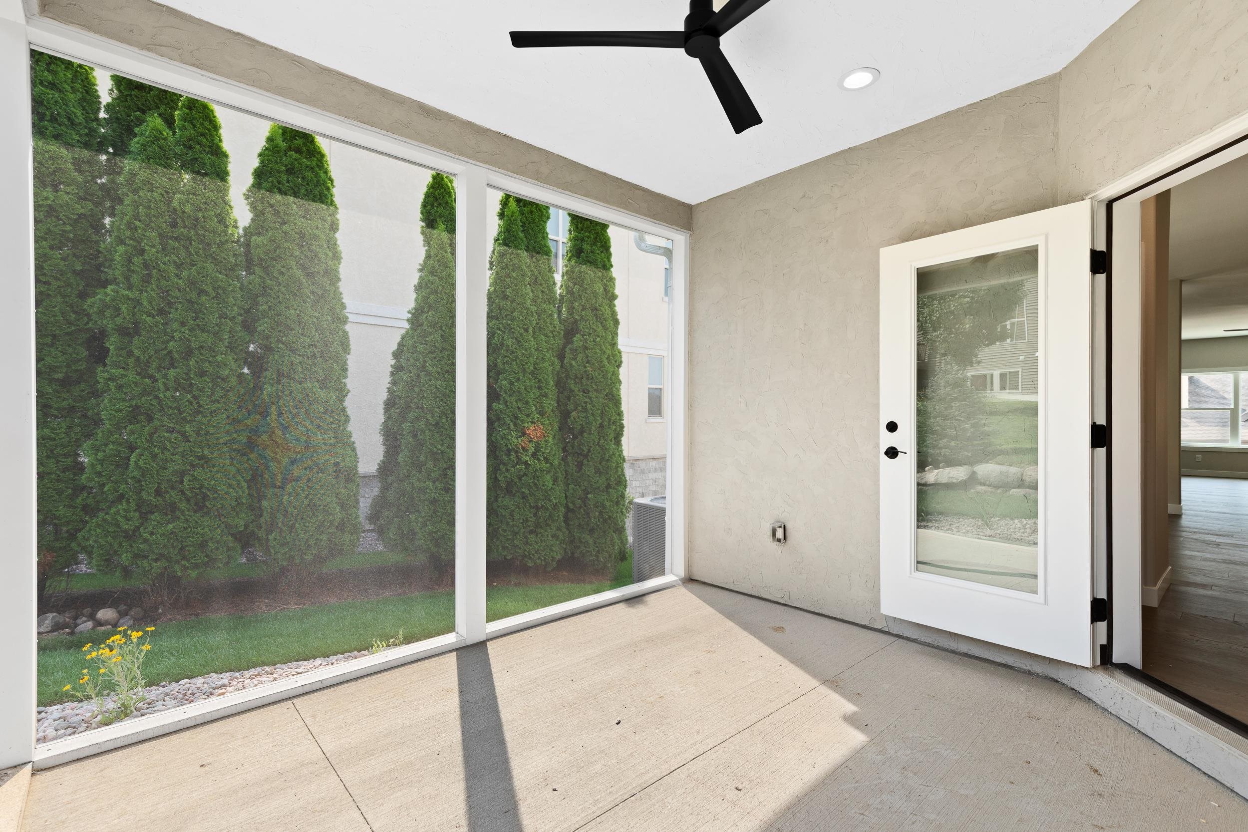 9066 Paddington Parkway